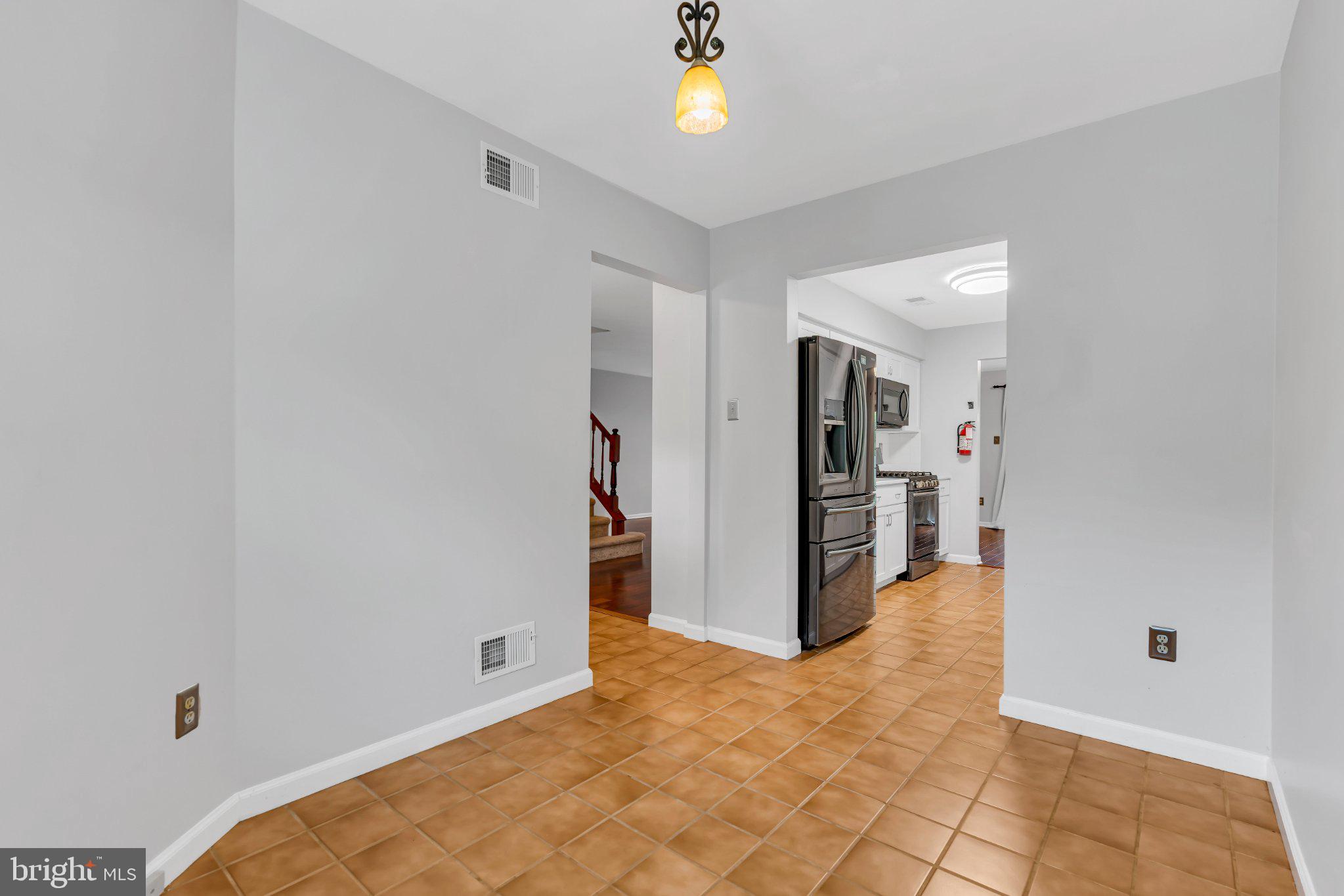 31 FAIR ACRES COURT