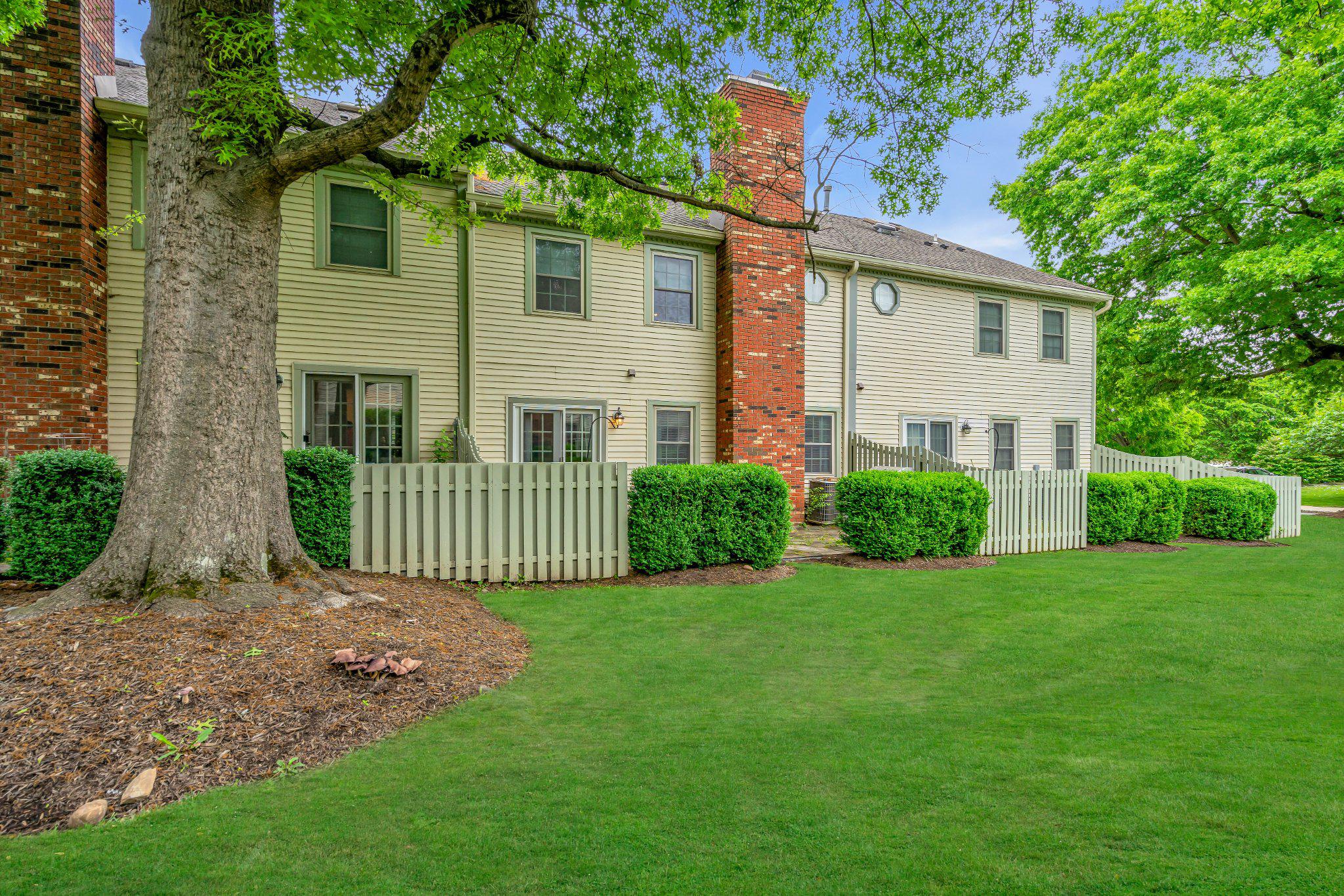 31 FAIR ACRES COURT