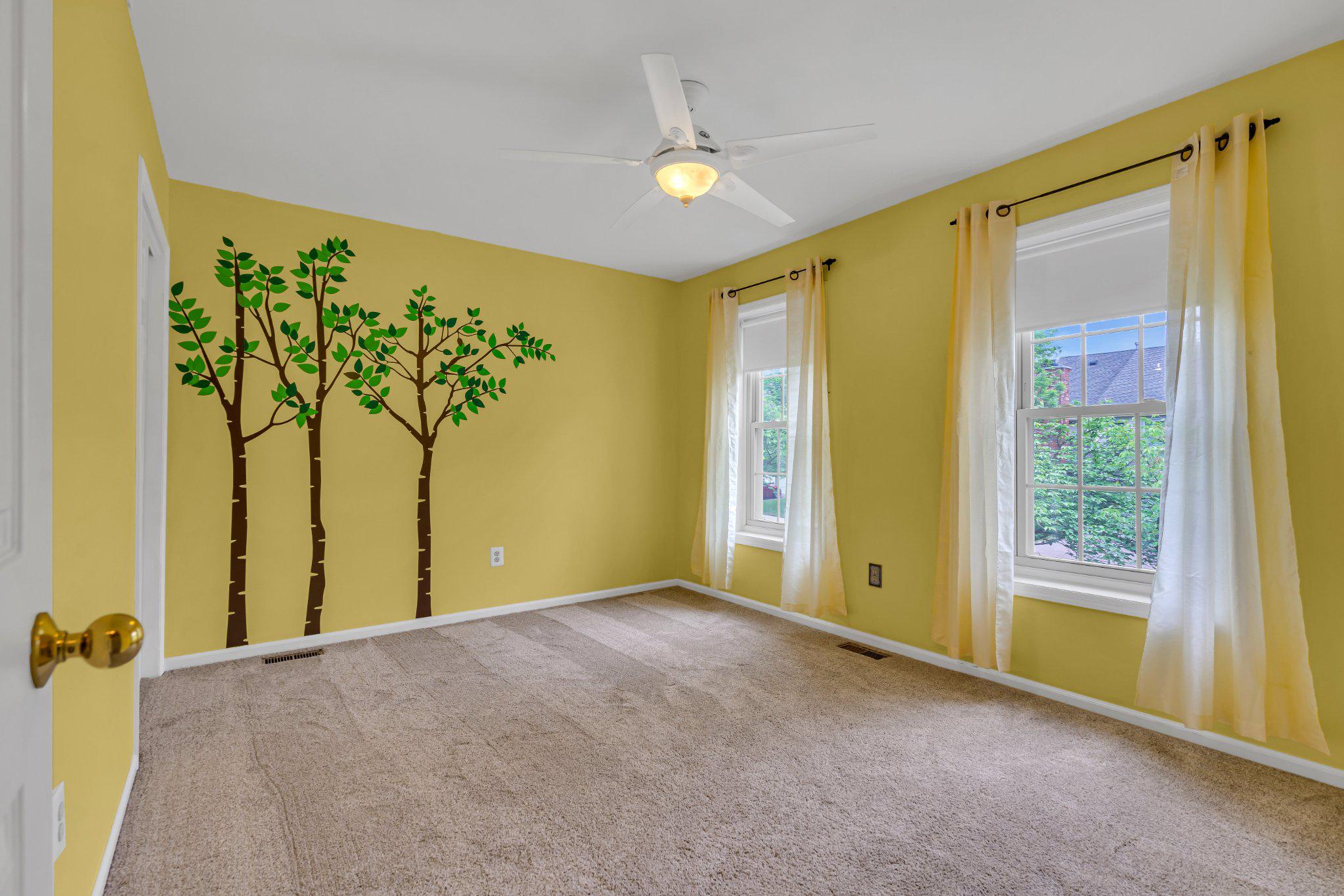 31 FAIR ACRES COURT