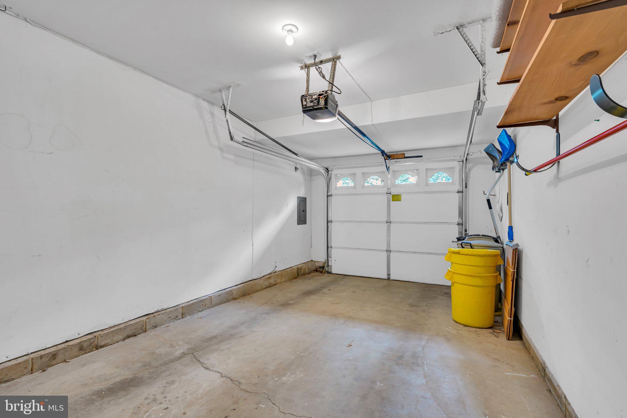 31 FAIR ACRES COURT