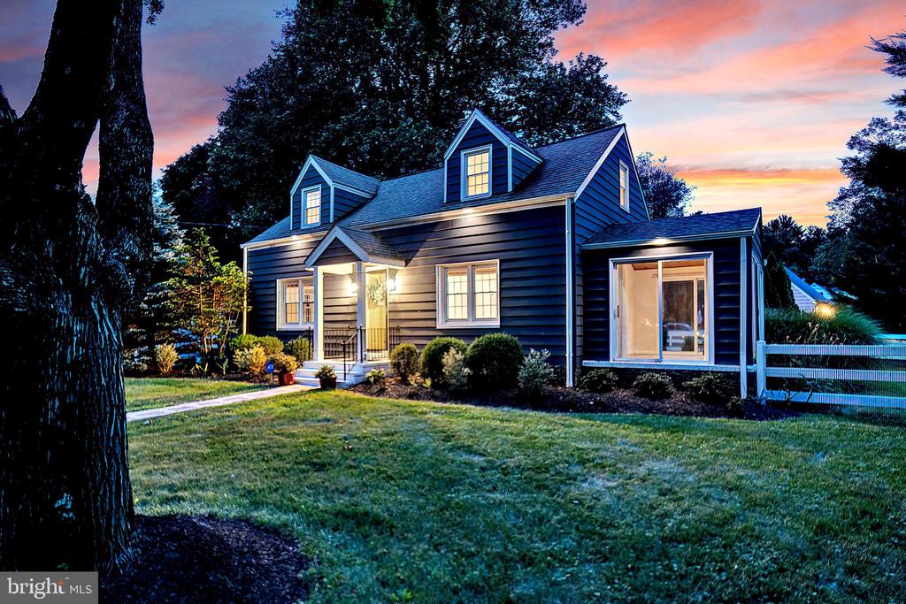 10 SHAW DRIVE