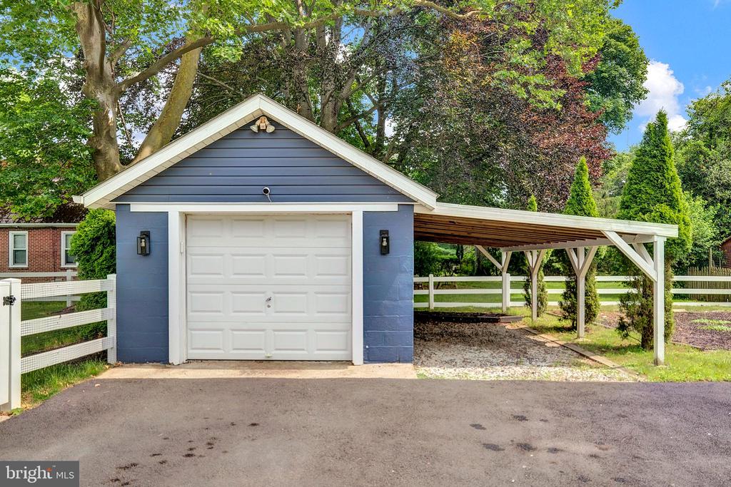 10 SHAW DRIVE