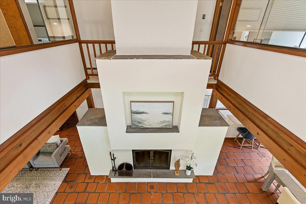 369 GRANDVIEW ROAD