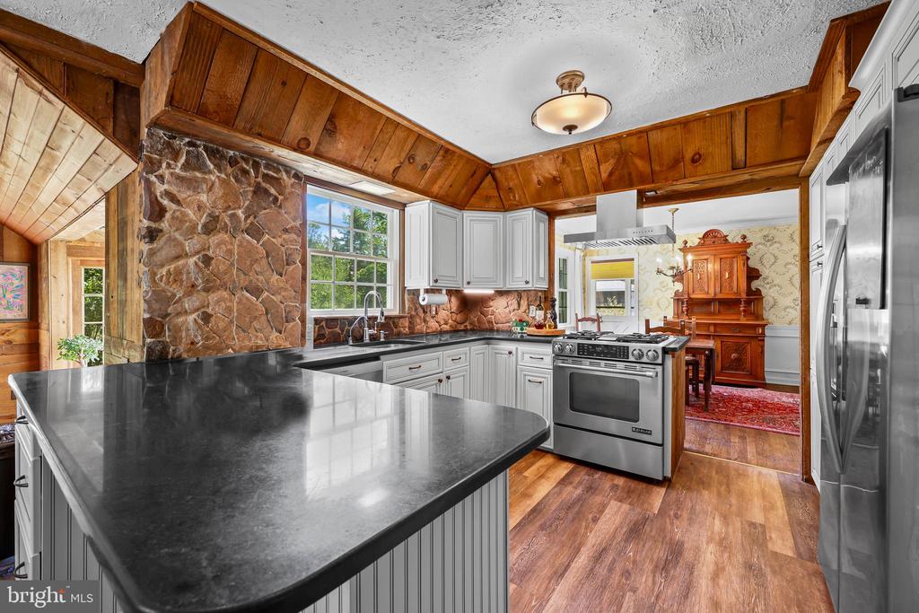 339 MOUNTAINVIEW ROAD