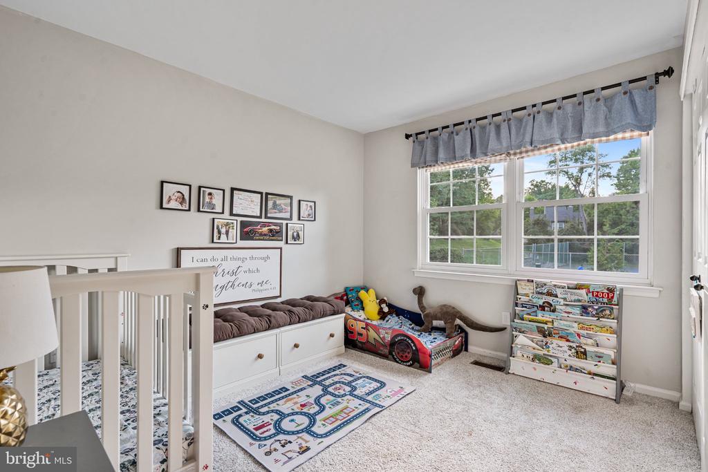 40 ROXBURY COURT Unit: A