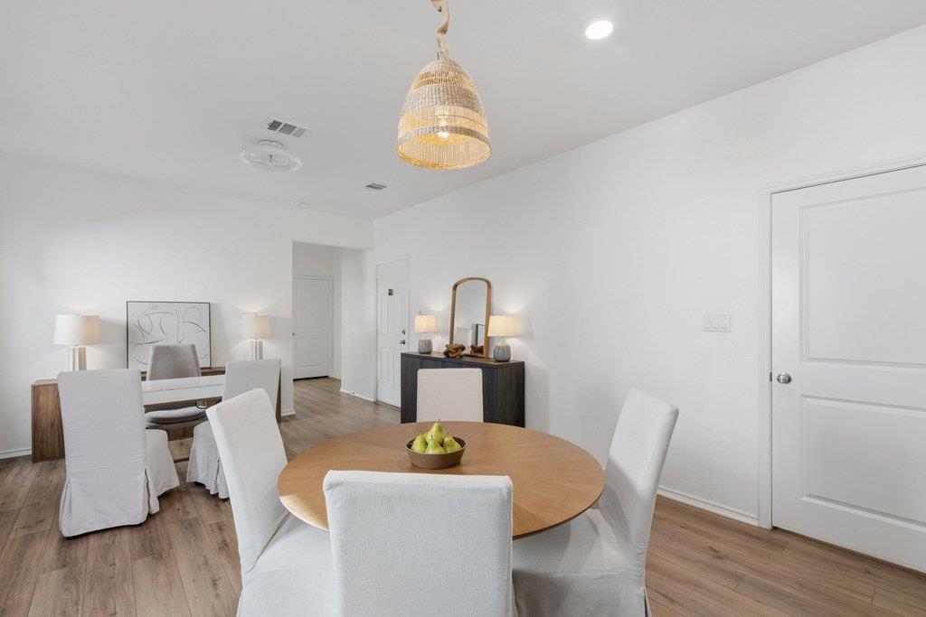 1233 Sweetspire ST