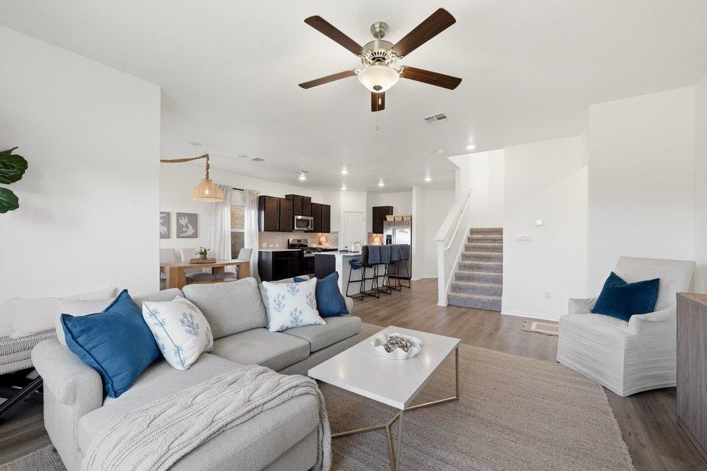 1233 Sweetspire ST