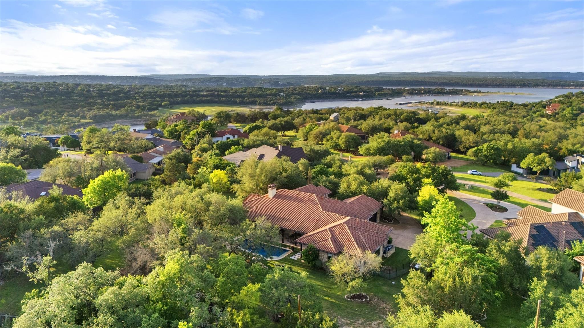 105 Harbor Hill DR