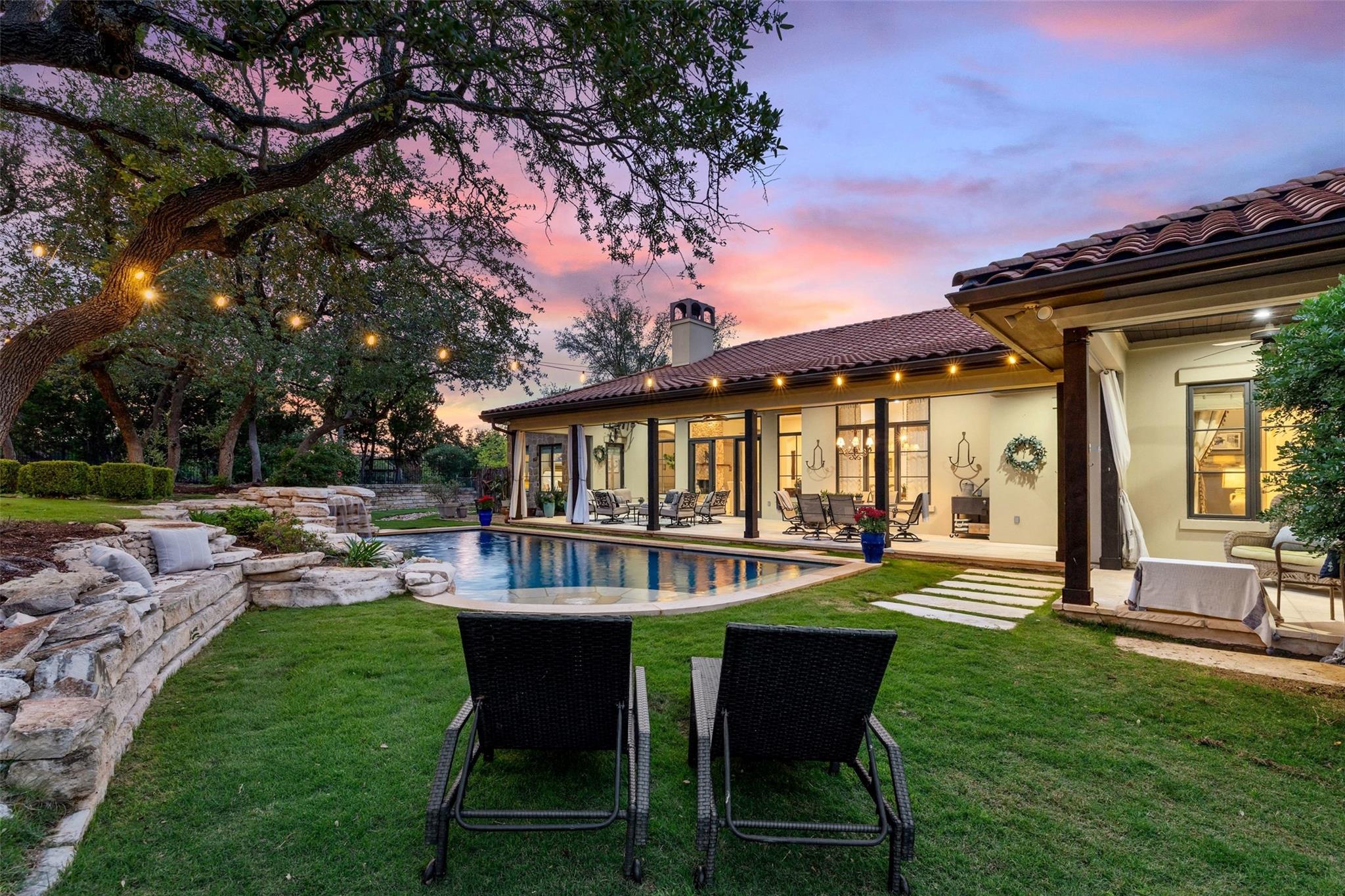 105 Harbor Hill DR