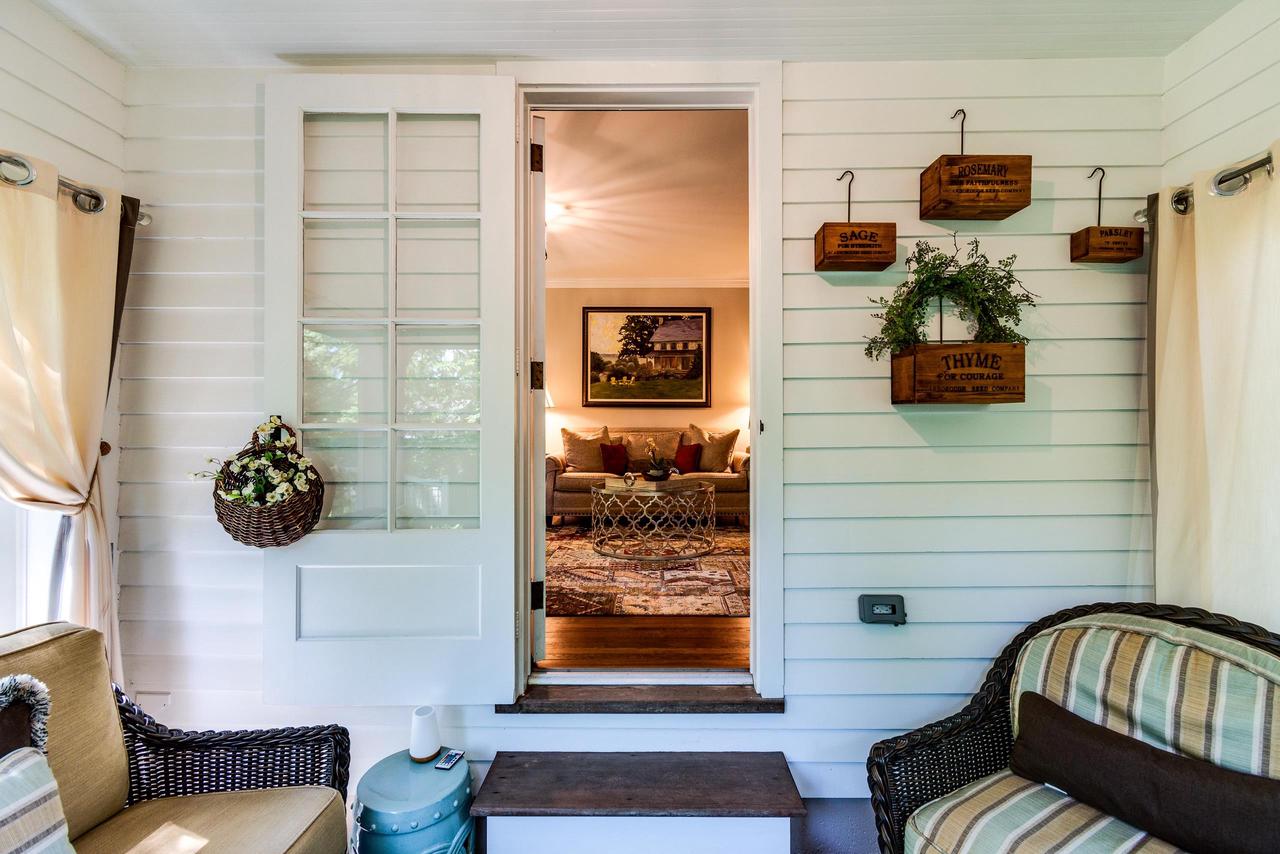 3315 Blackhawk Drive