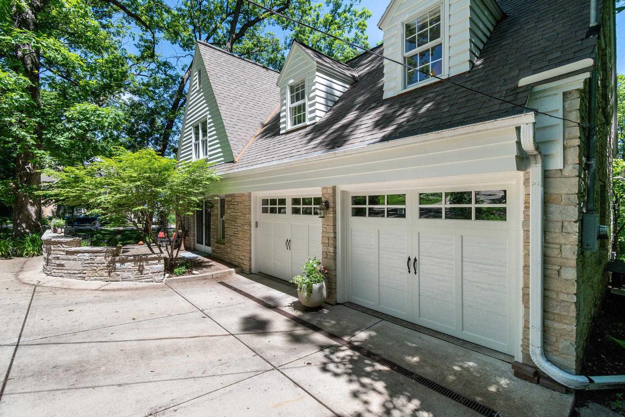 3315 Blackhawk Drive