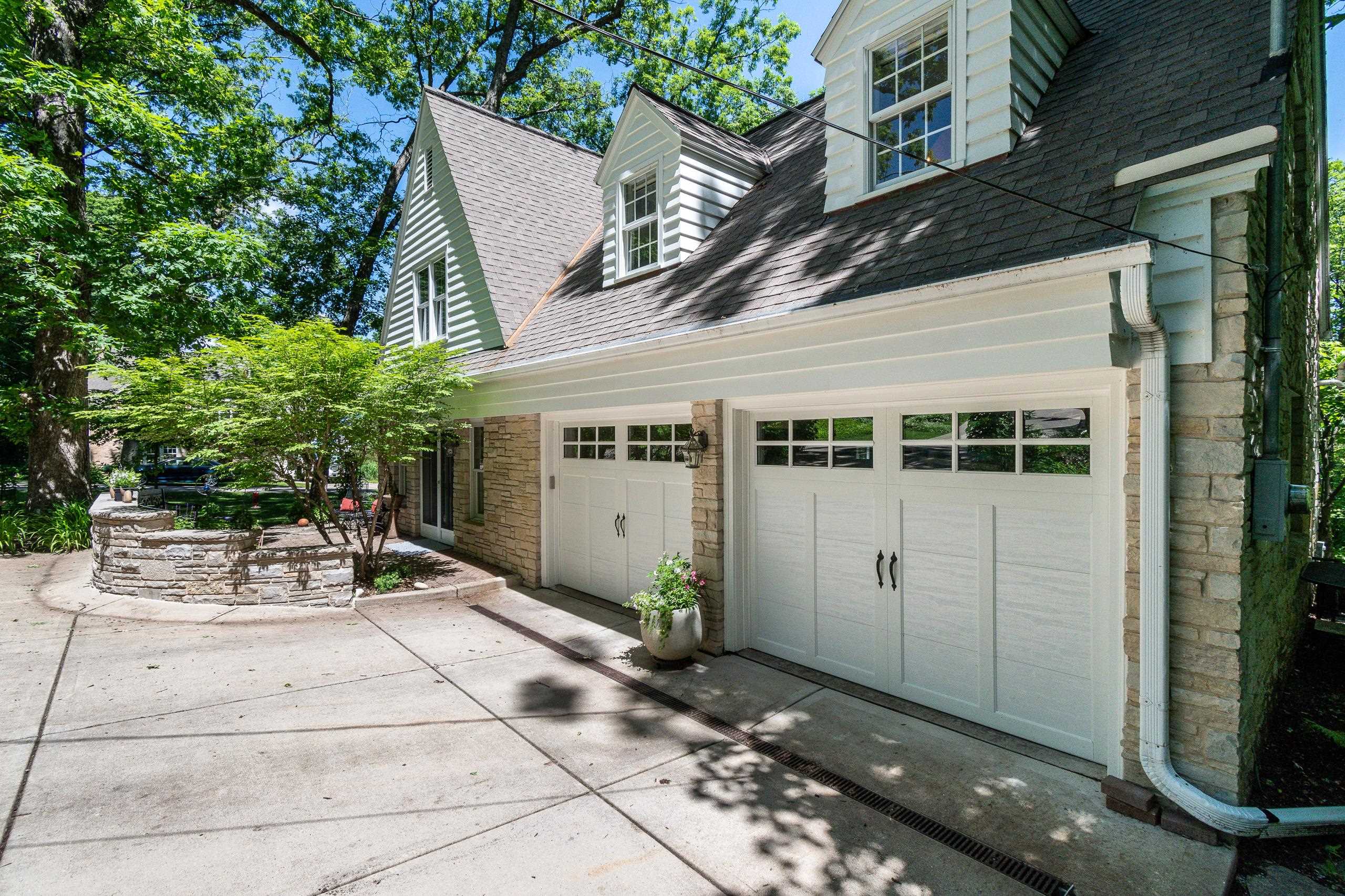 3315 Blackhawk Drive