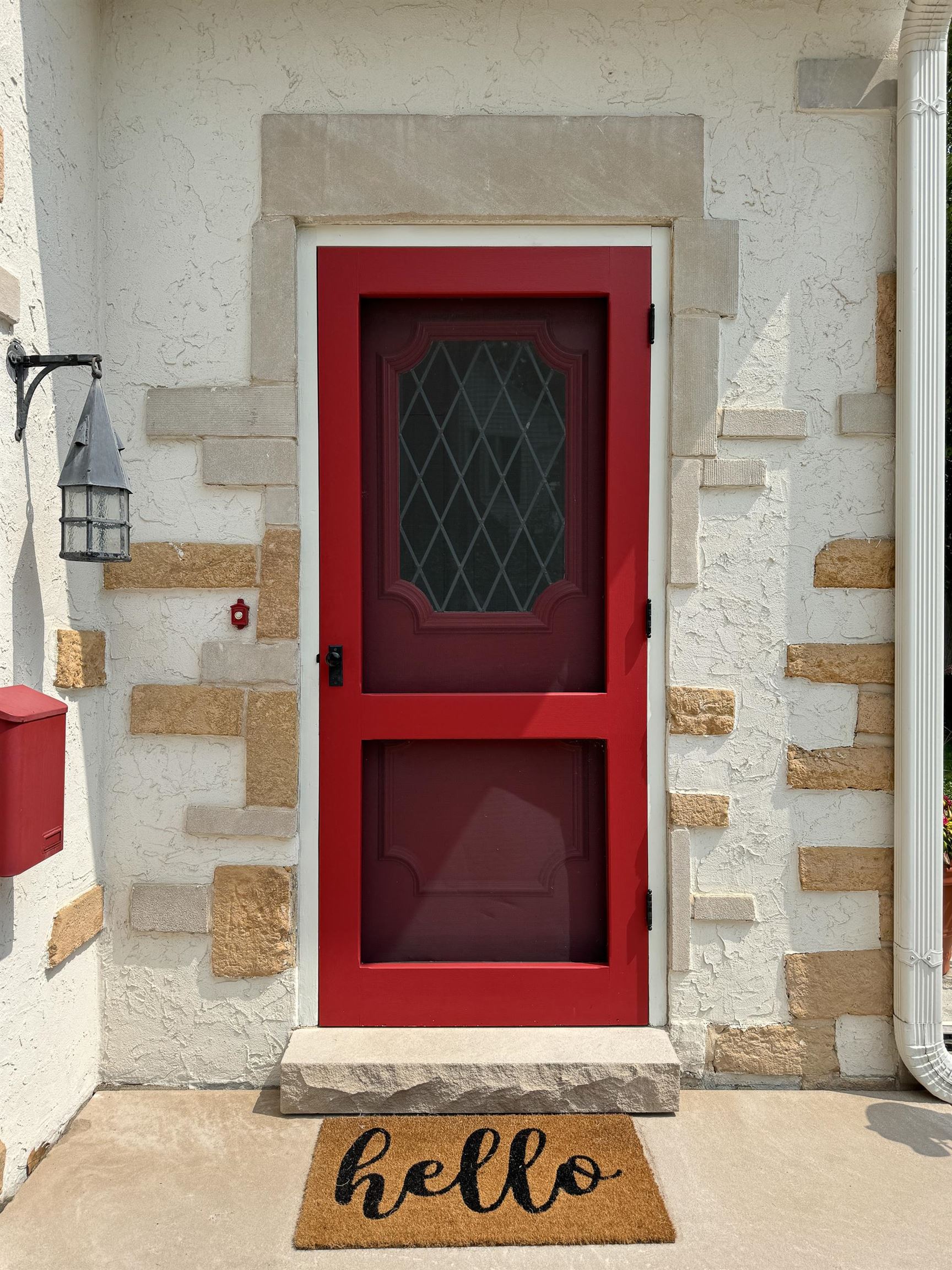 324 Lakewood Boulevard