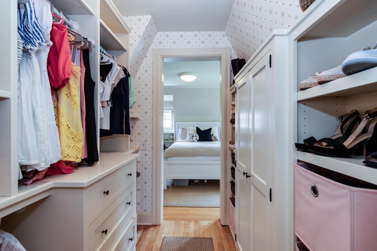 324 Lakewood Boulevard