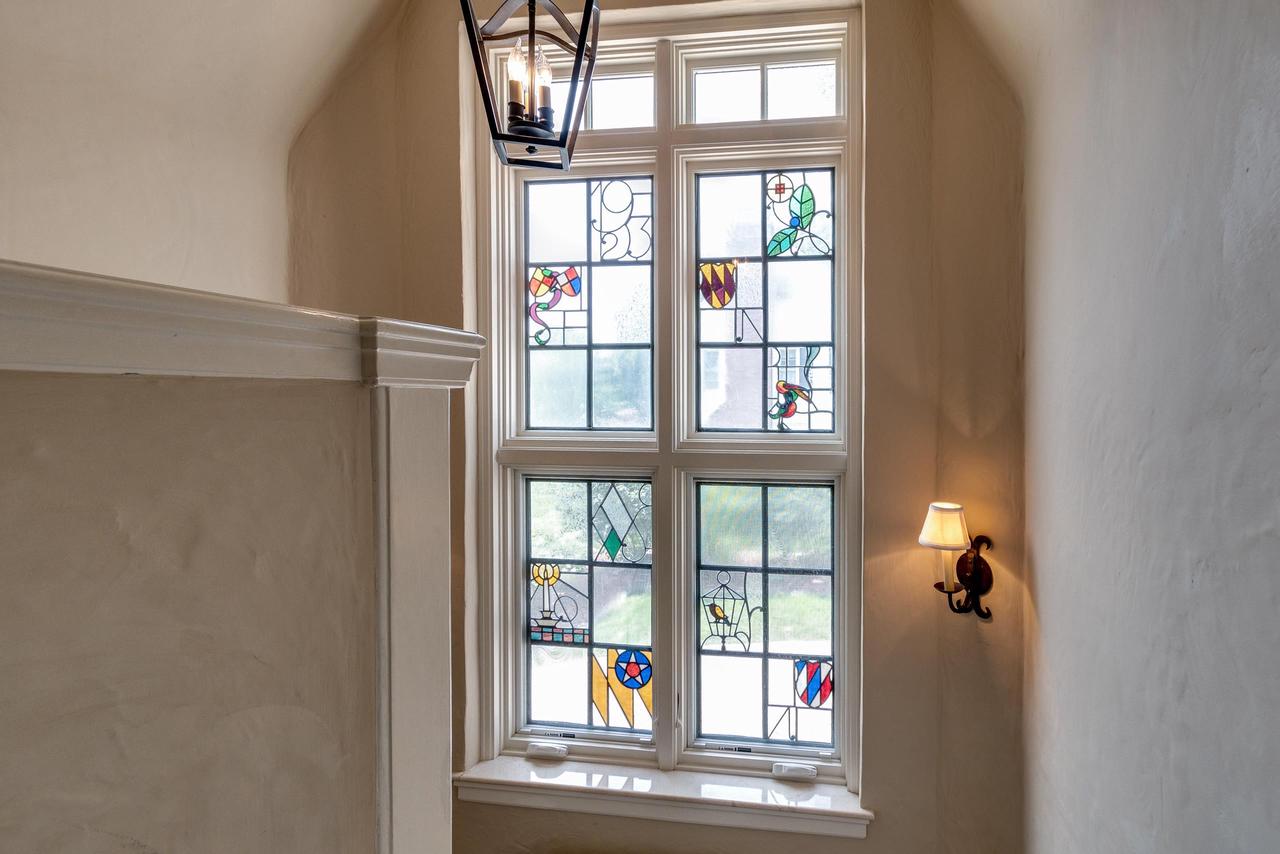 324 Lakewood Boulevard