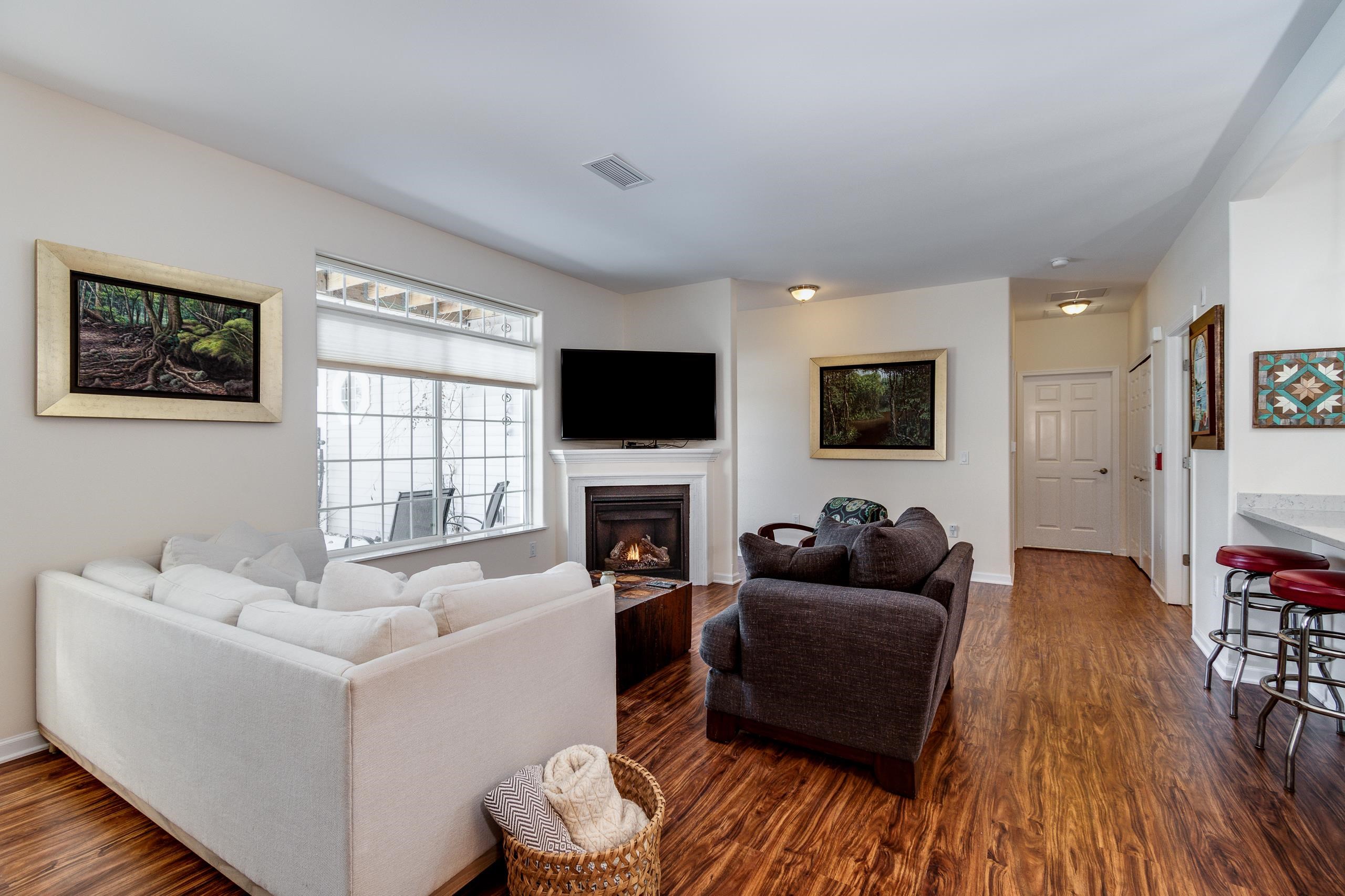 5350 Westport Road 19