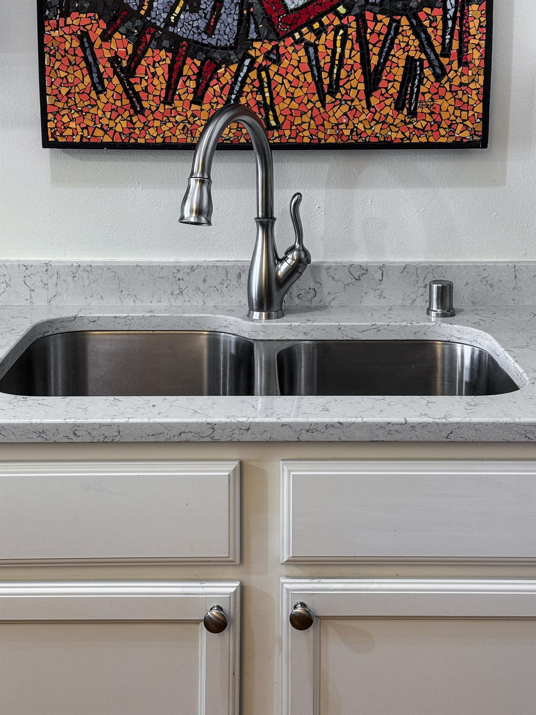 5350 Westport Road 19