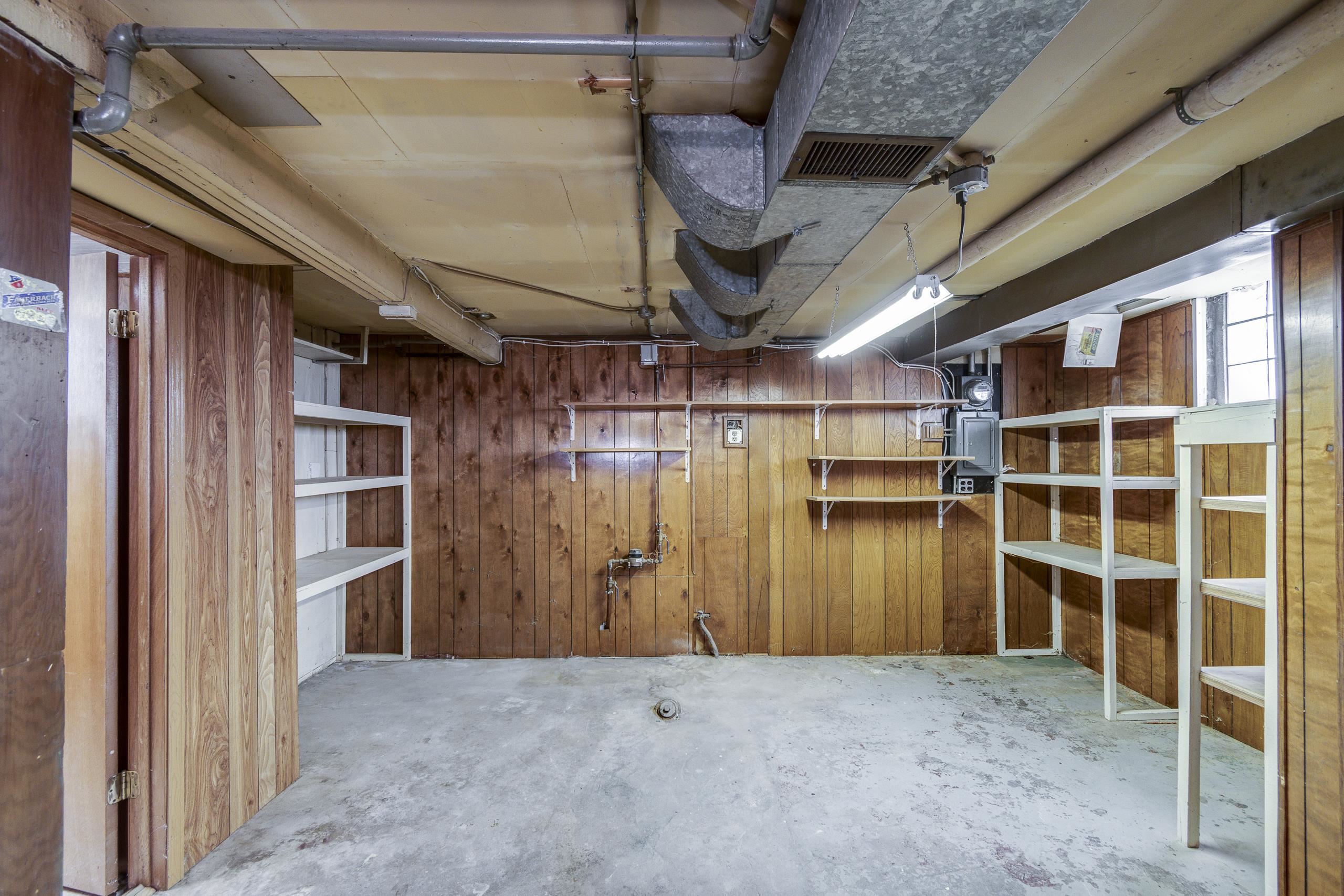 2018 E Mifflin Street