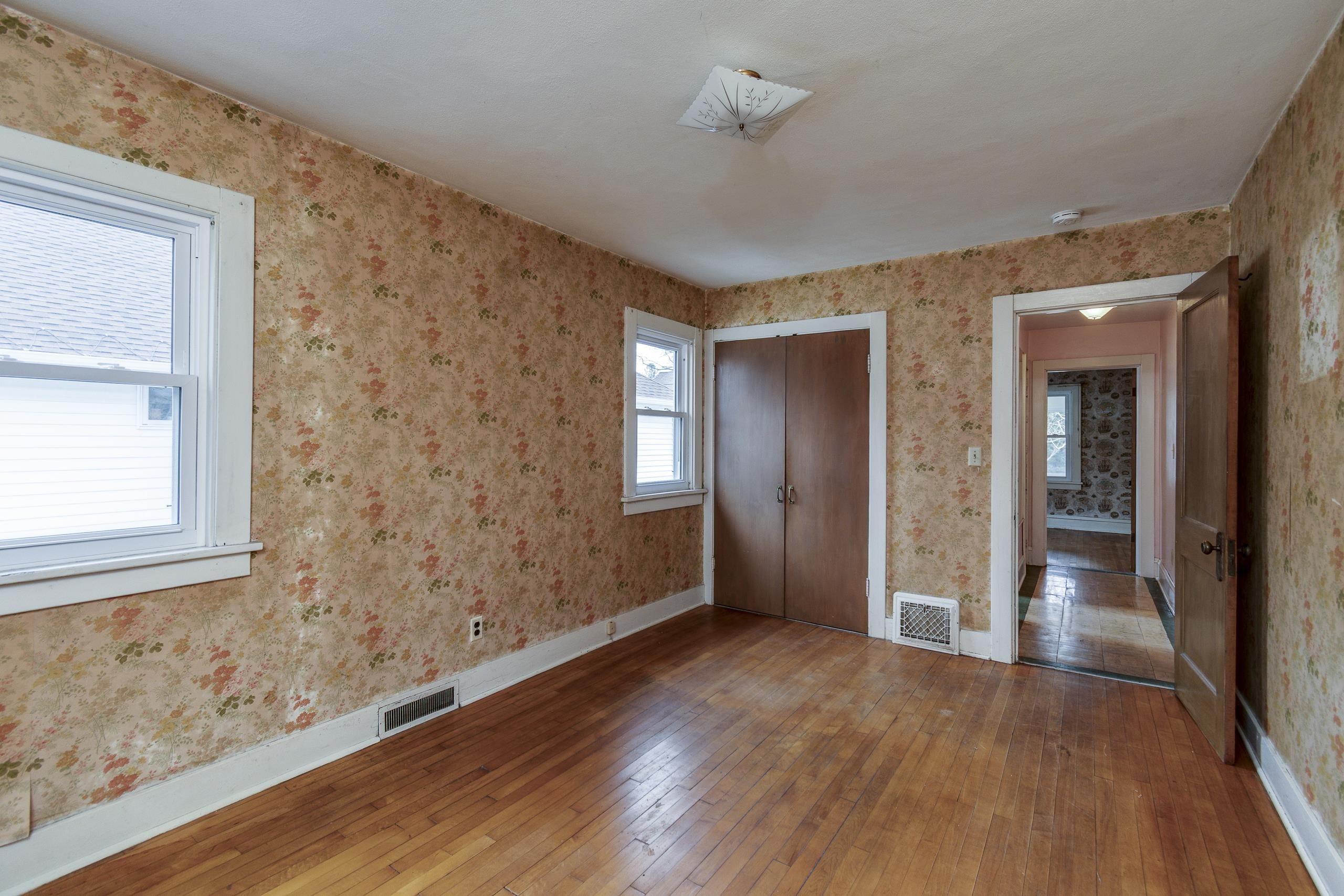 2018 E Mifflin Street