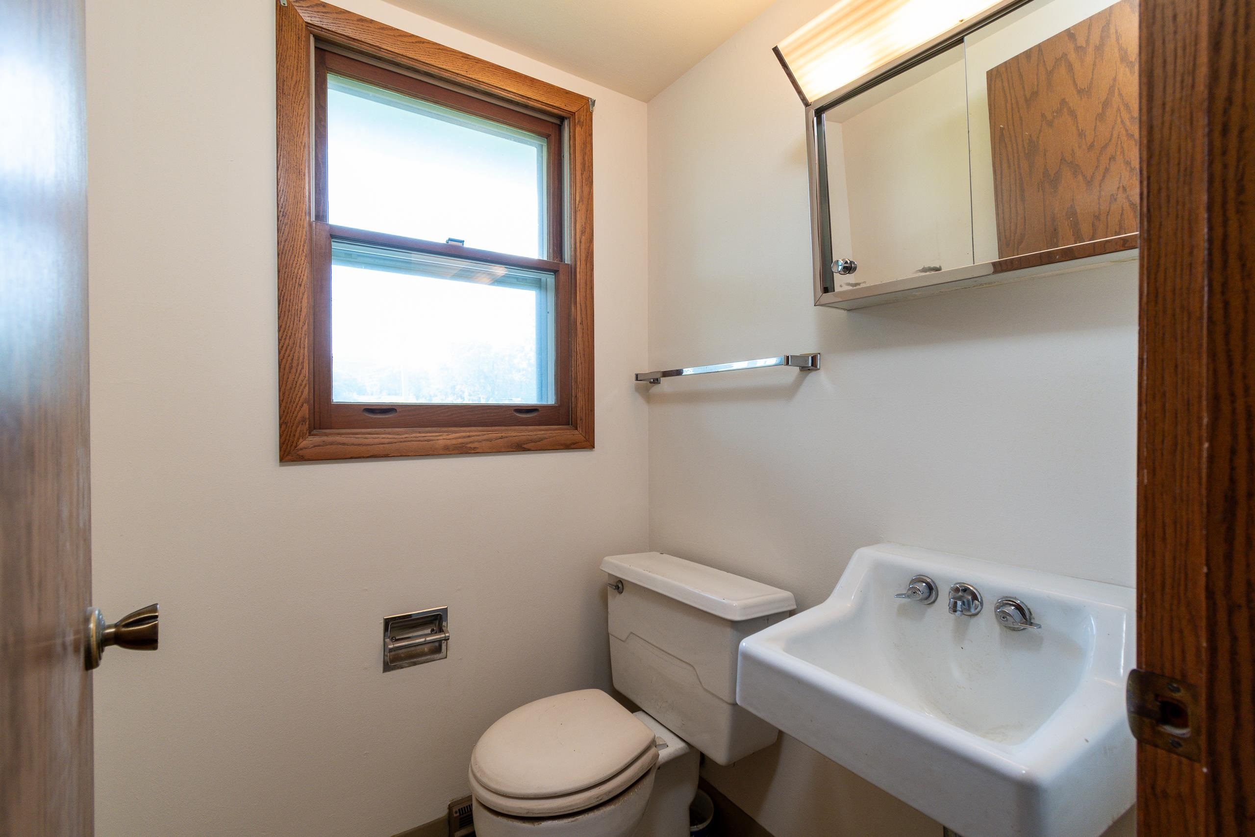 3034-3036 Churchill Drive