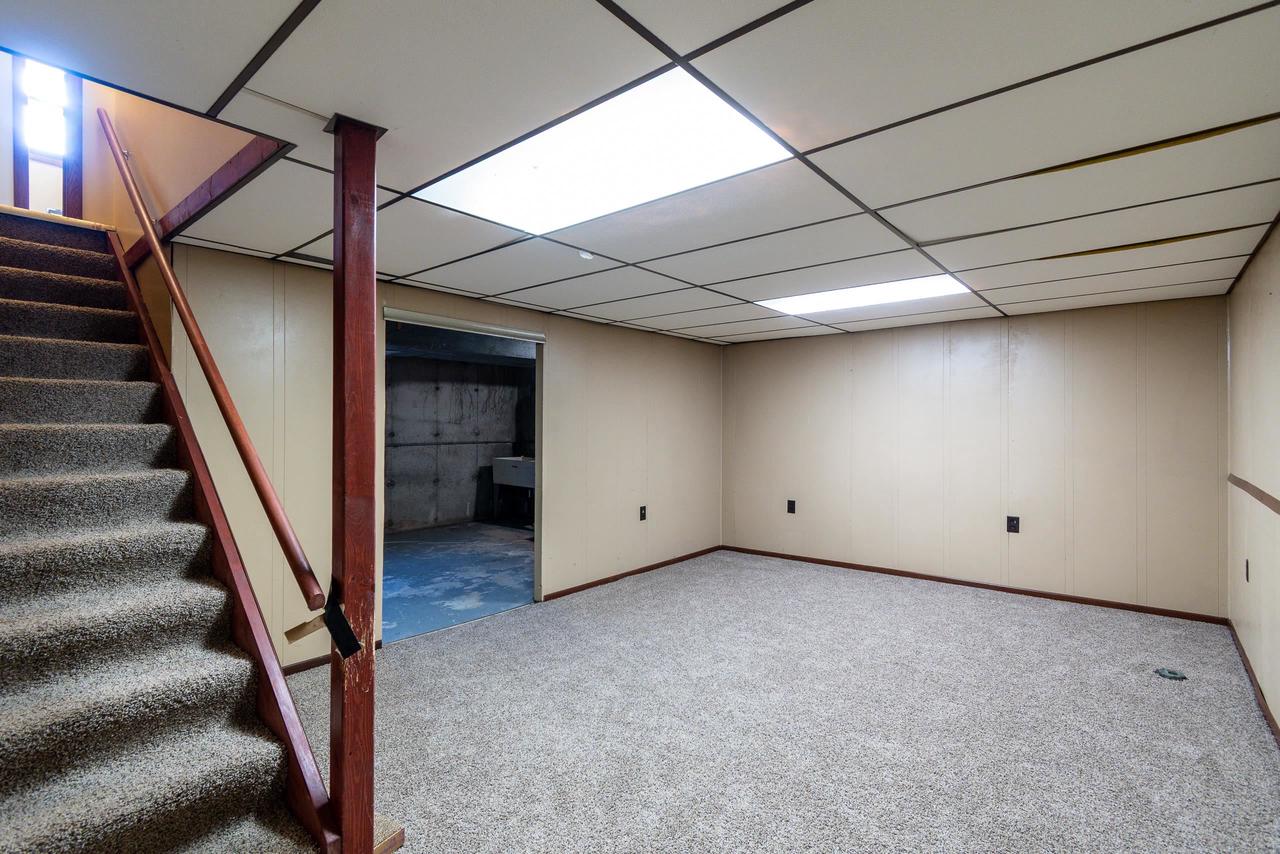 3034-3036 Churchill Drive