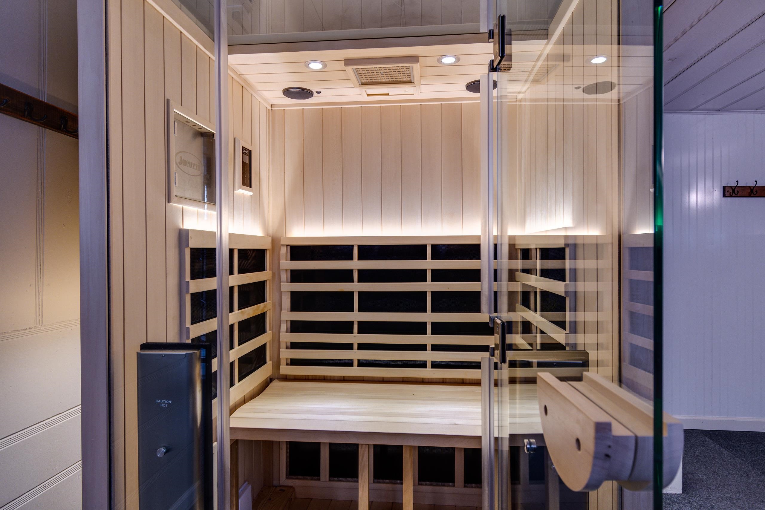 151 Lakewood Boulevard