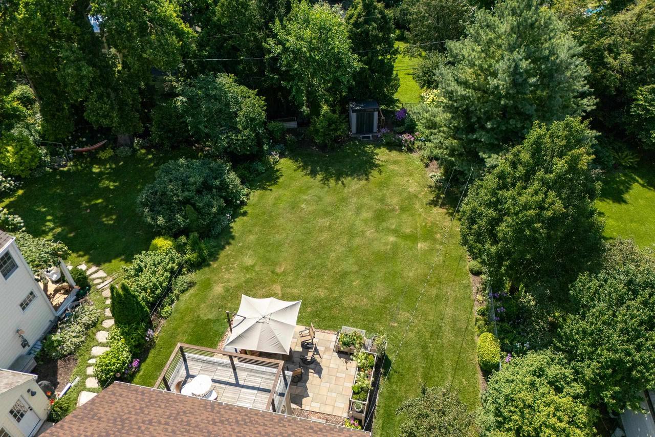 151 Lakewood Boulevard