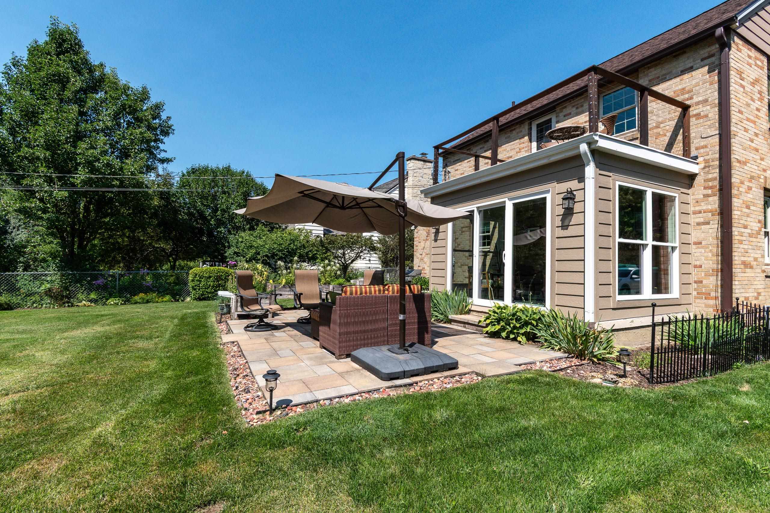 151 Lakewood Boulevard