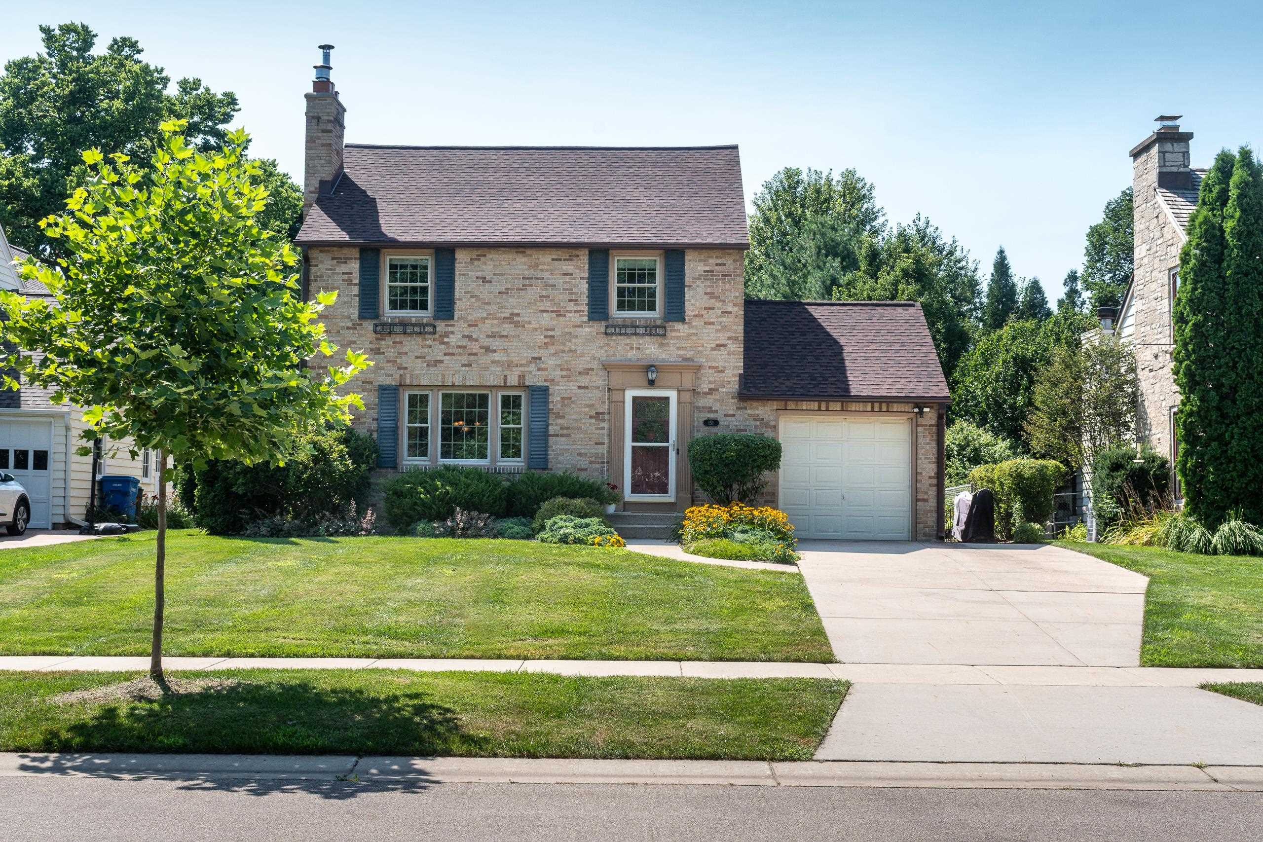 151 Lakewood Boulevard