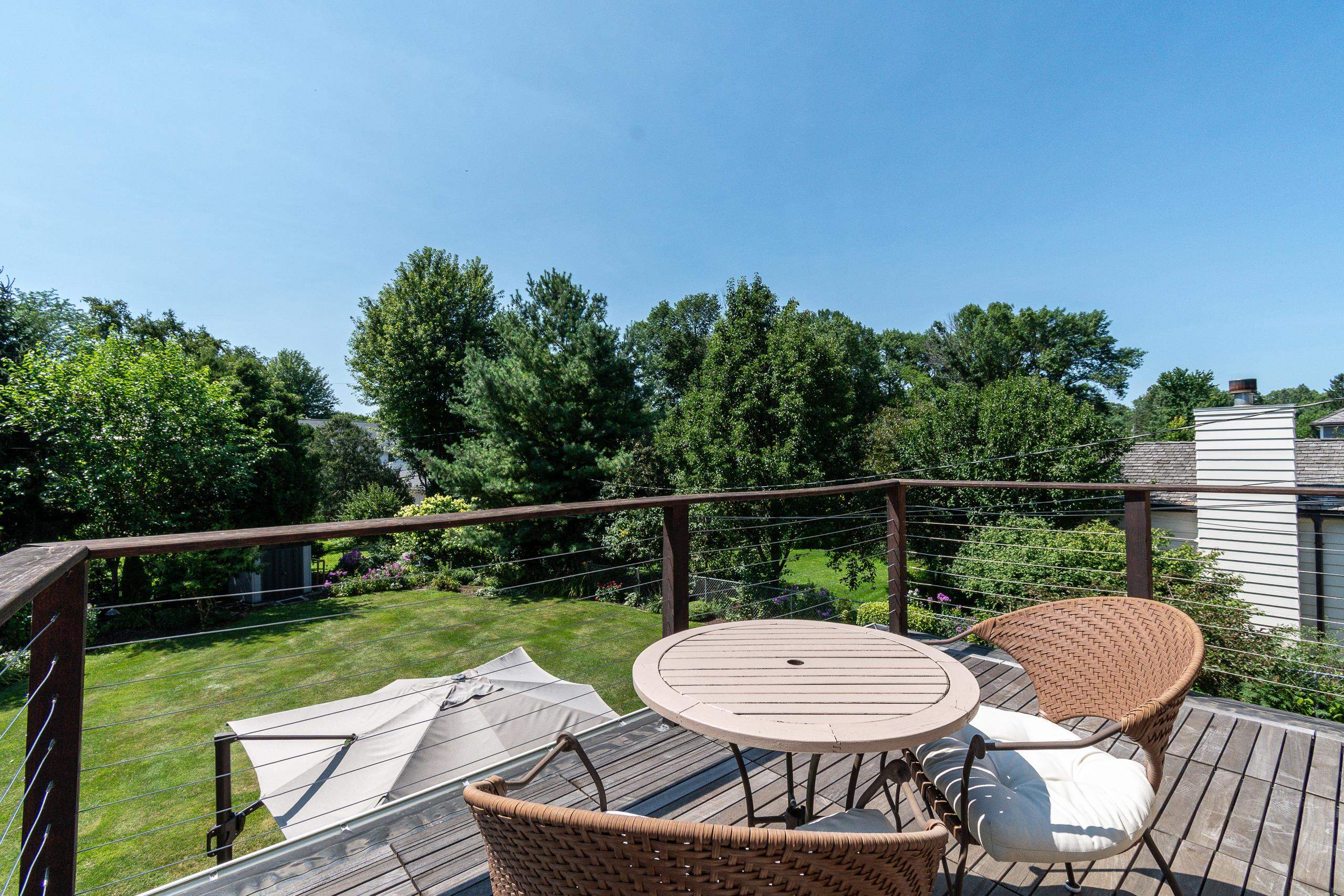 151 Lakewood Boulevard