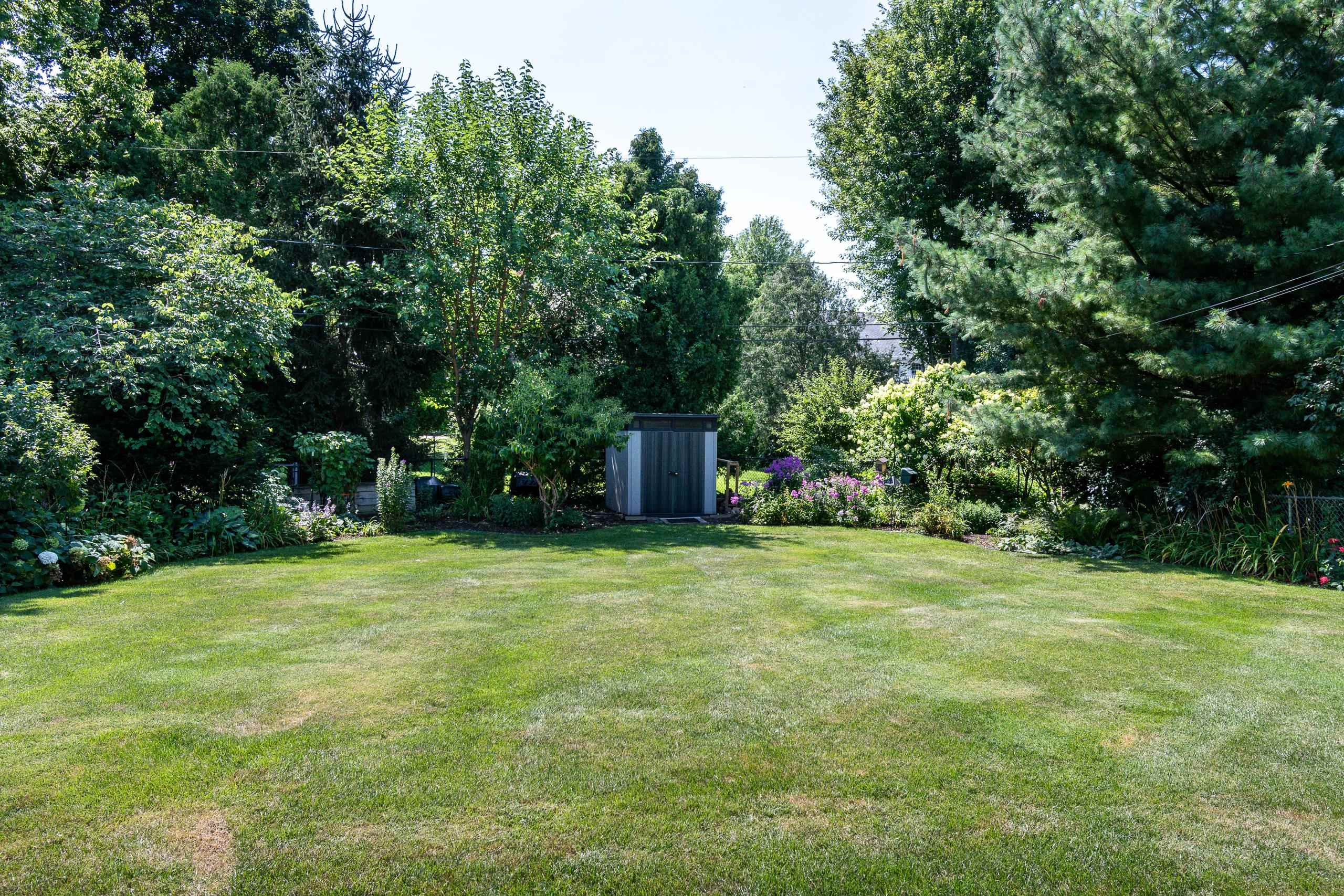 151 Lakewood Boulevard