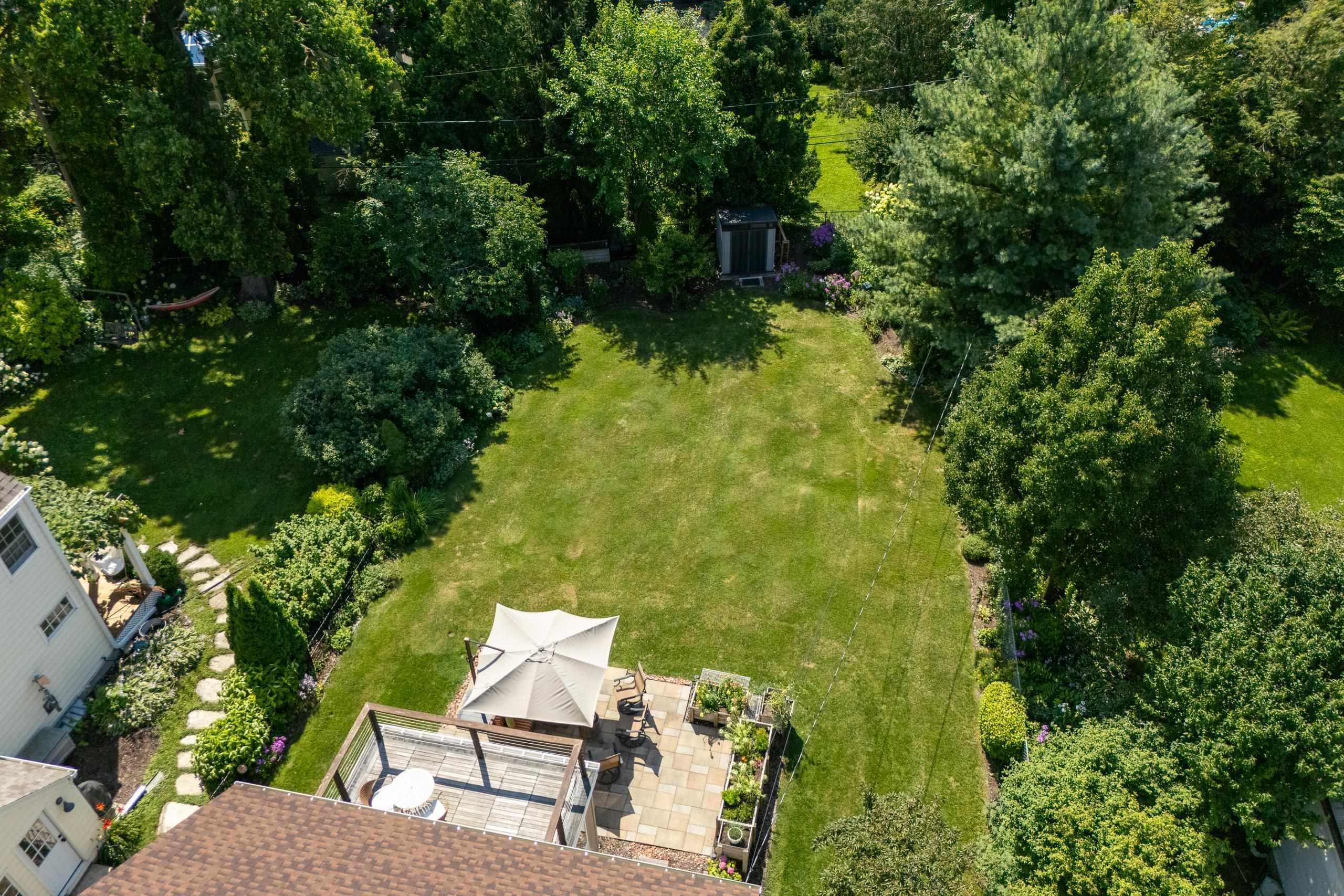 151 Lakewood Boulevard