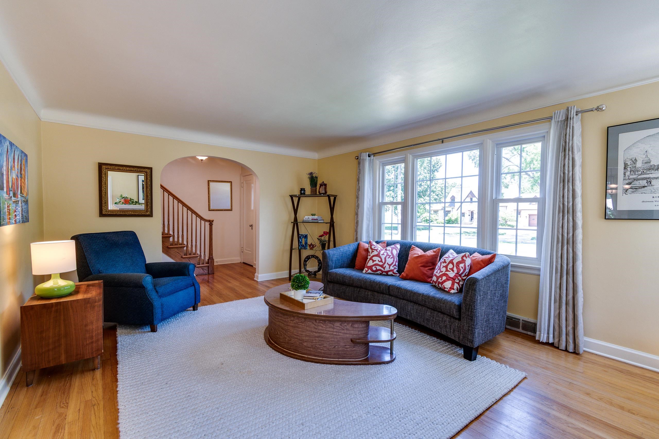 151 Lakewood Boulevard