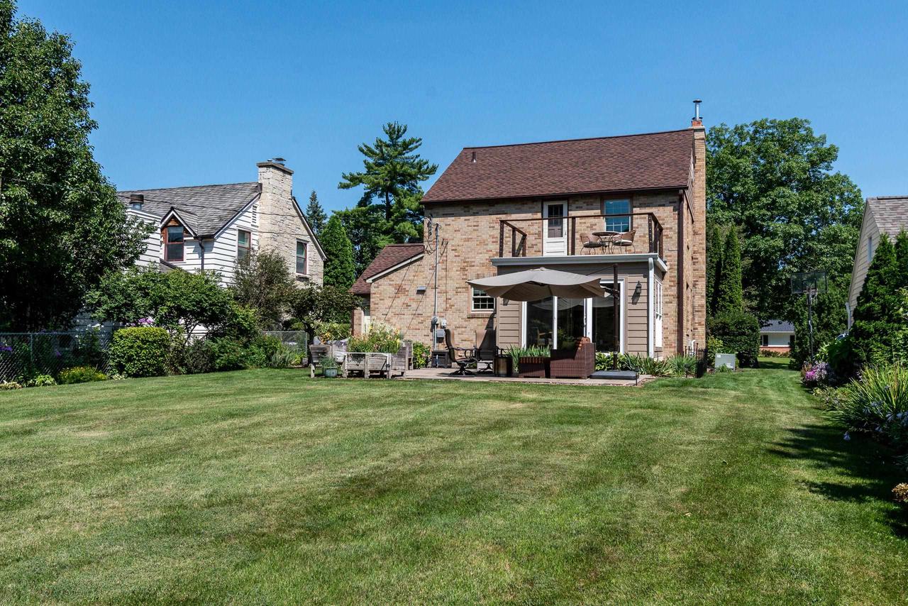 151 Lakewood Boulevard