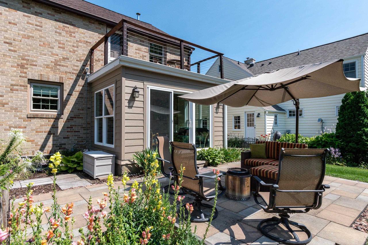 151 Lakewood Boulevard