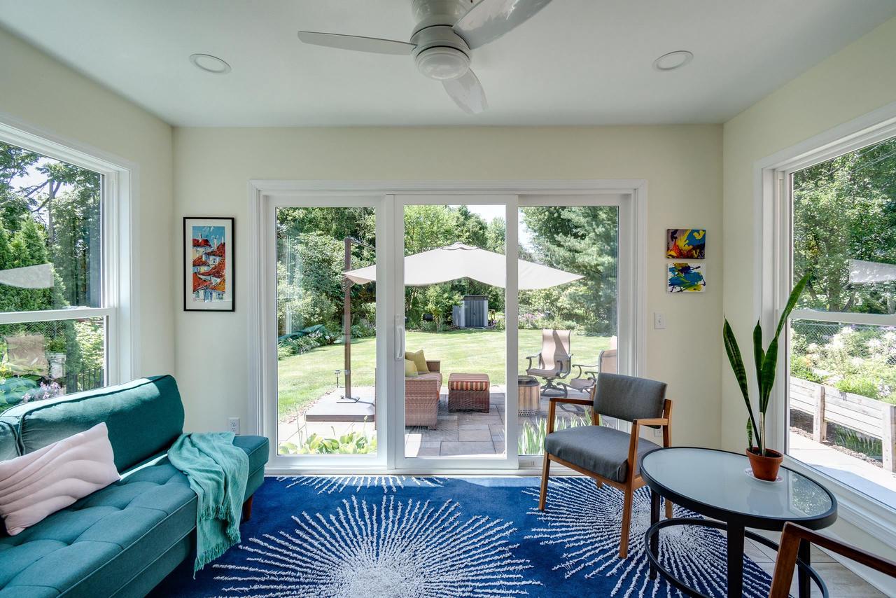 151 Lakewood Boulevard