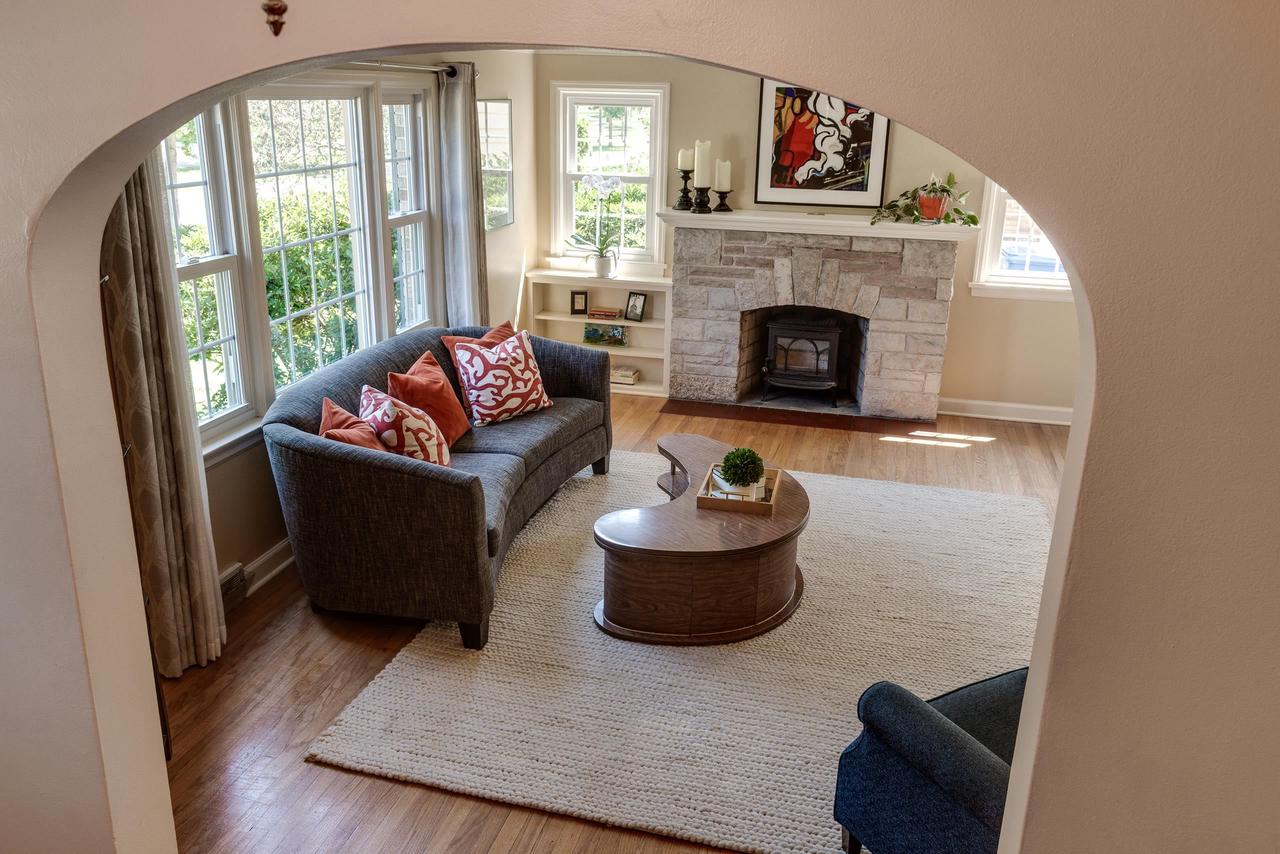 151 Lakewood Boulevard