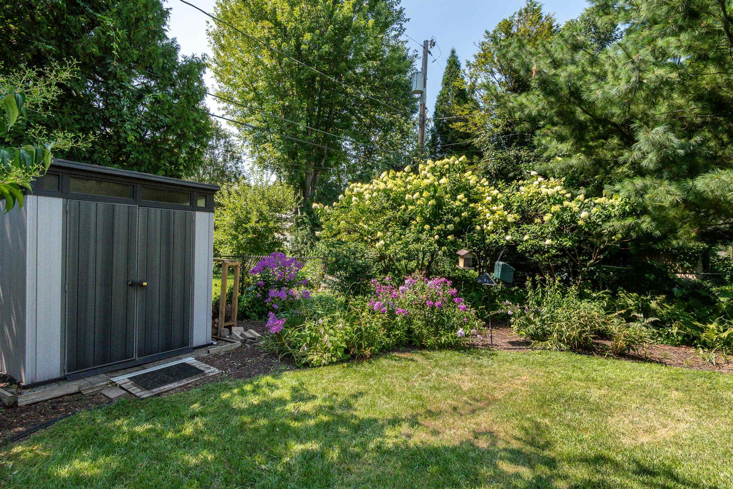 151 Lakewood Boulevard