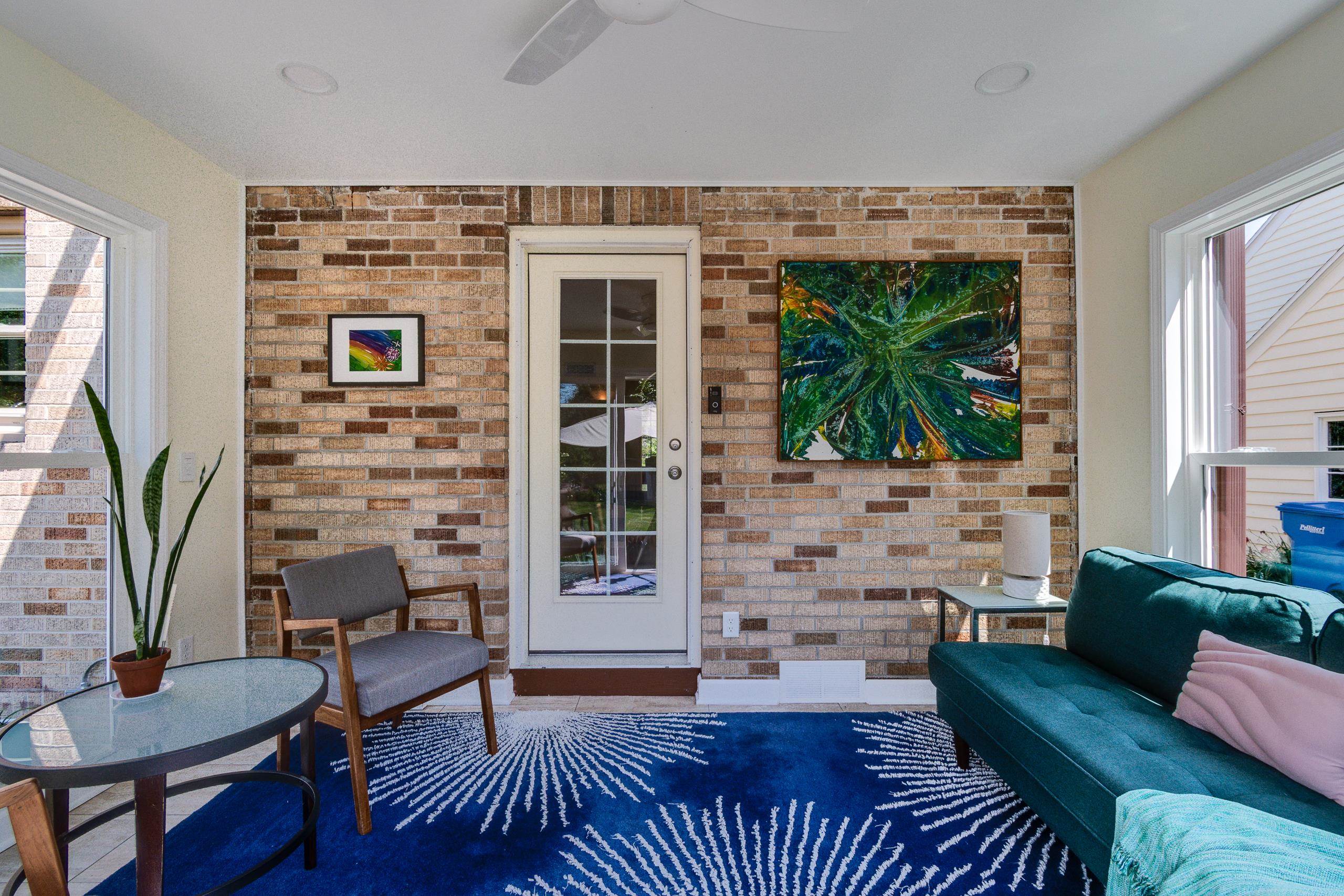 151 Lakewood Boulevard