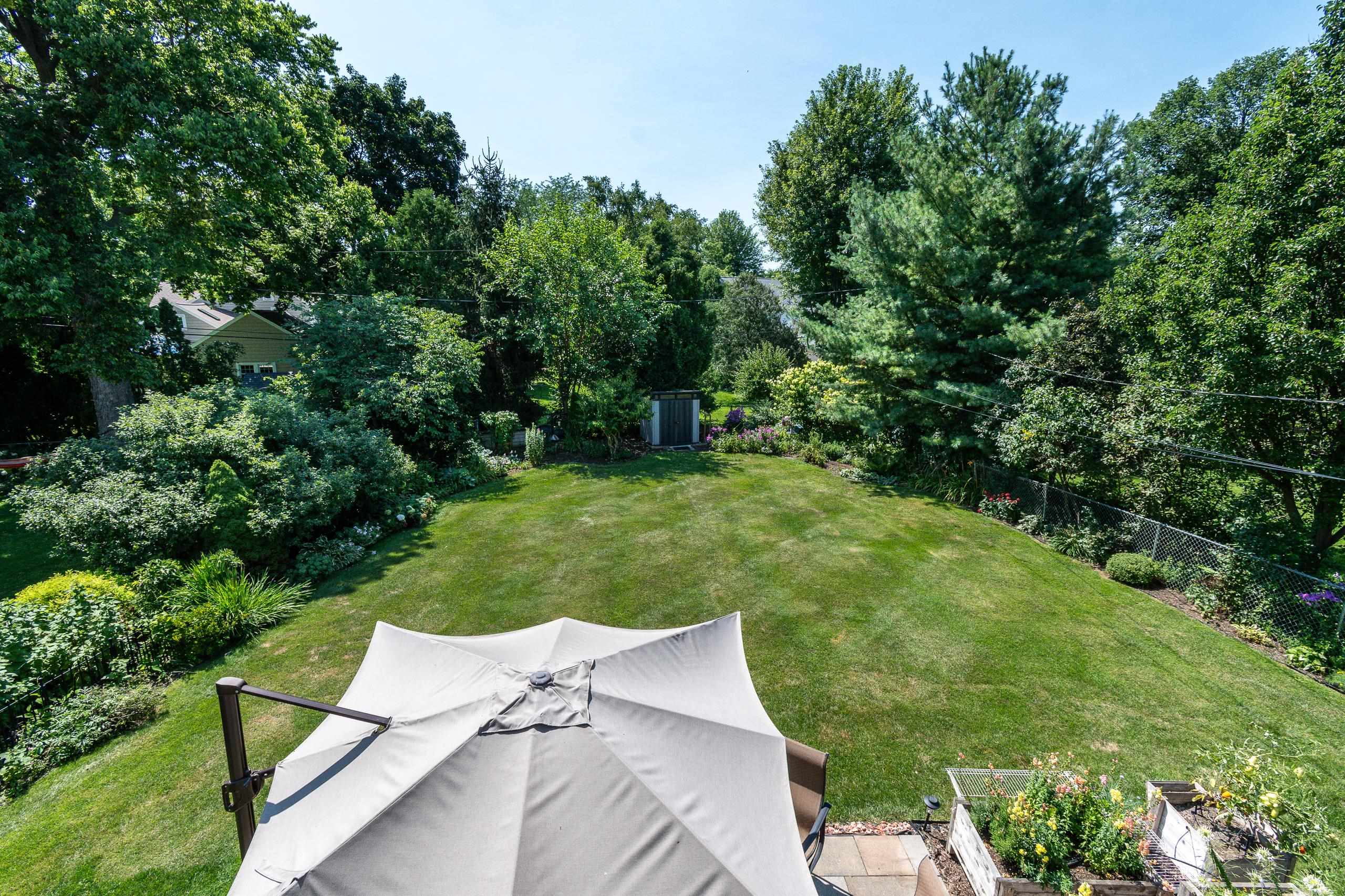 151 Lakewood Boulevard