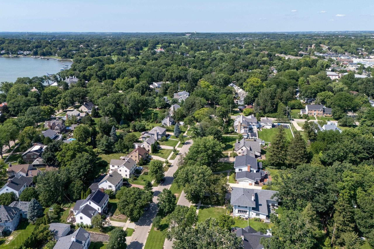 151 Lakewood Boulevard