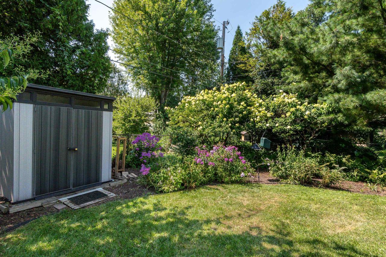 151 Lakewood Boulevard