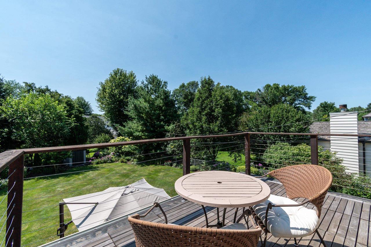 151 Lakewood Boulevard