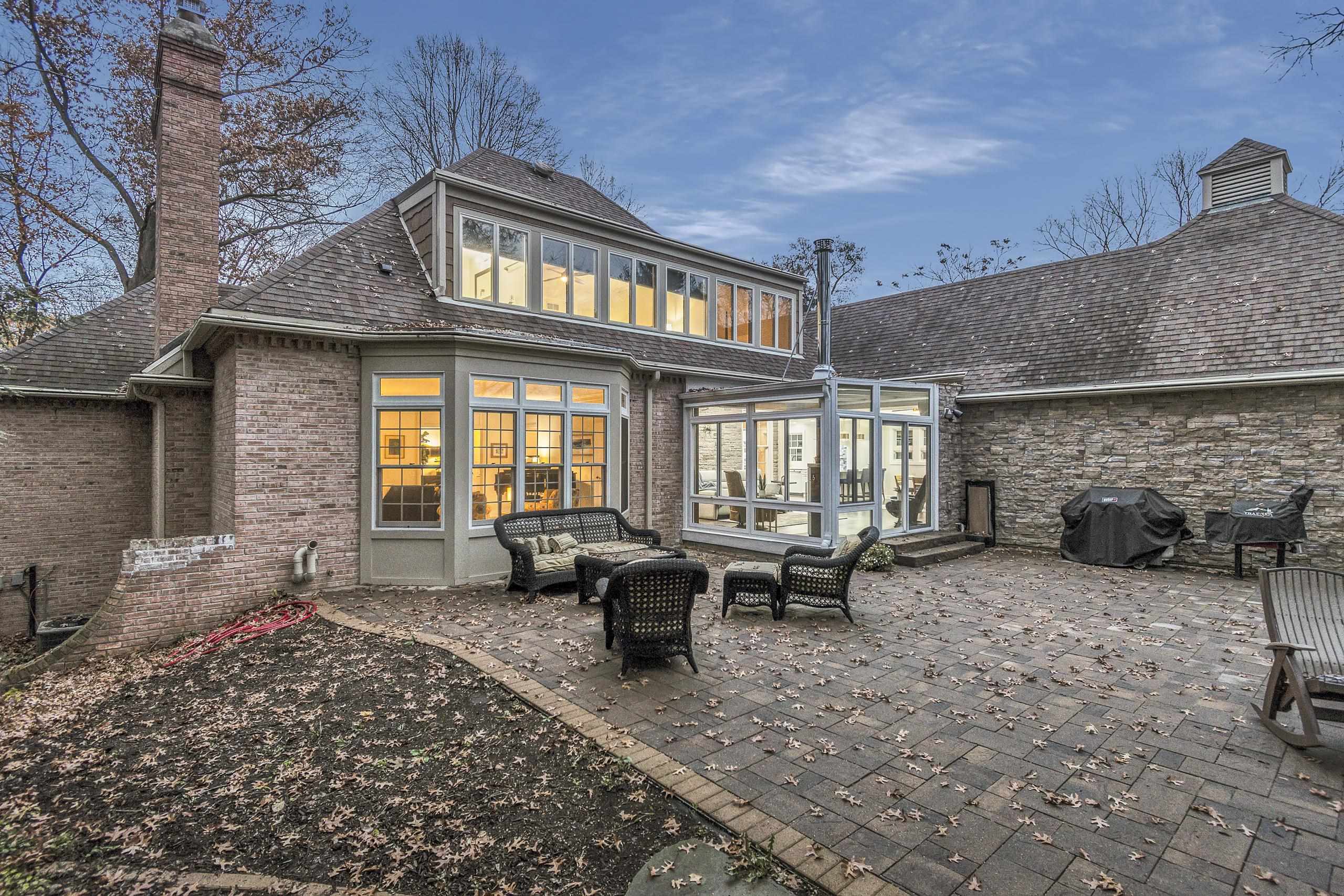 1428 Carrington Street