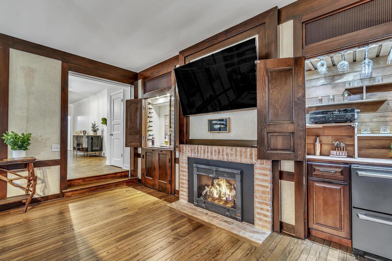 1428 Carrington Street