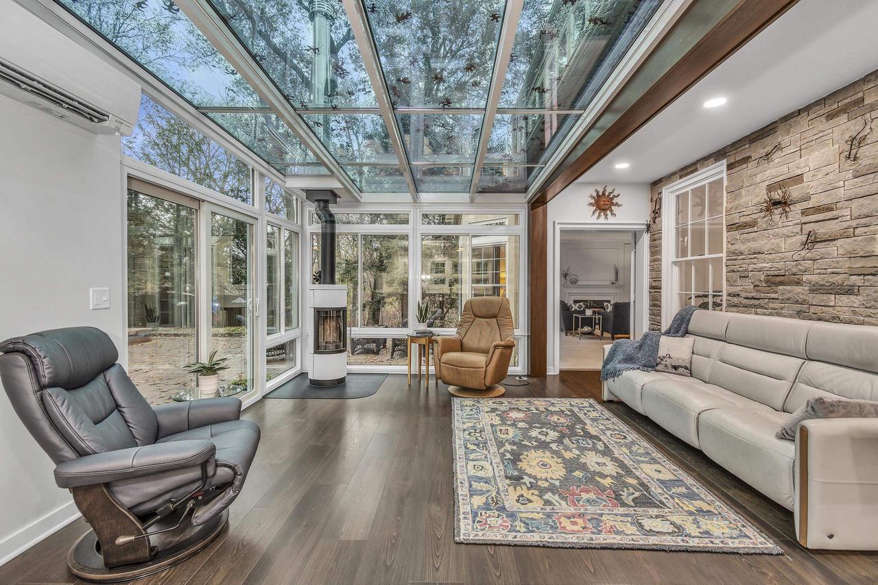 1428 Carrington Street