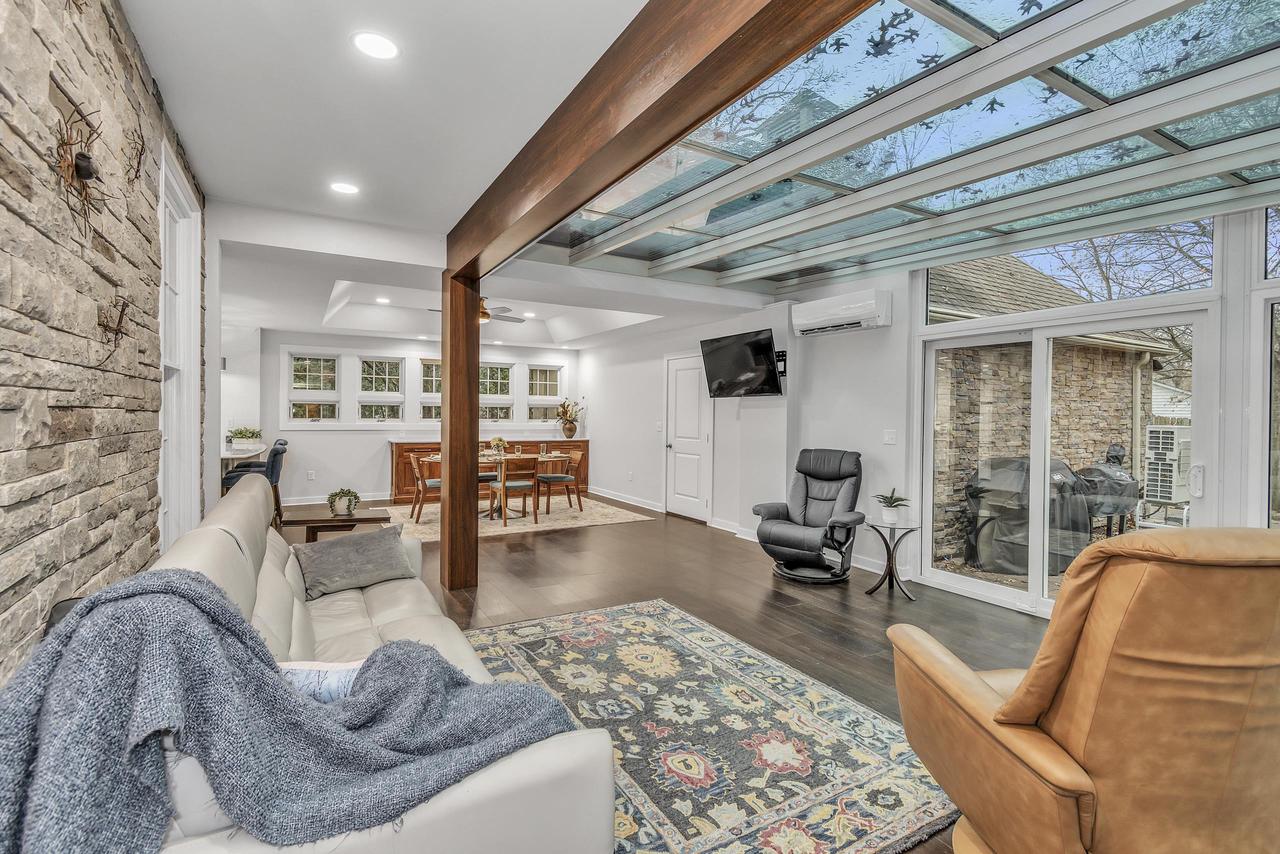 1428 Carrington Street