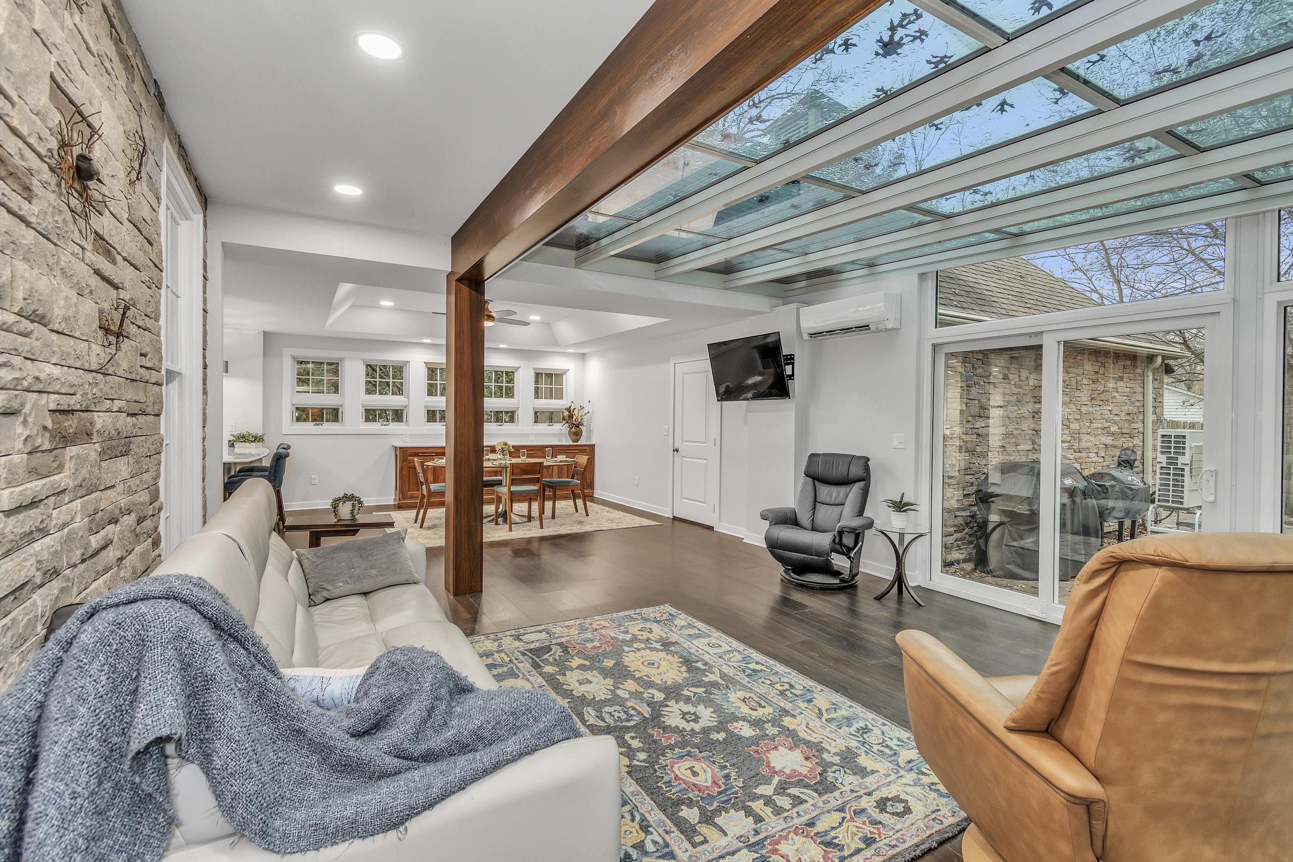 1428 Carrington Street