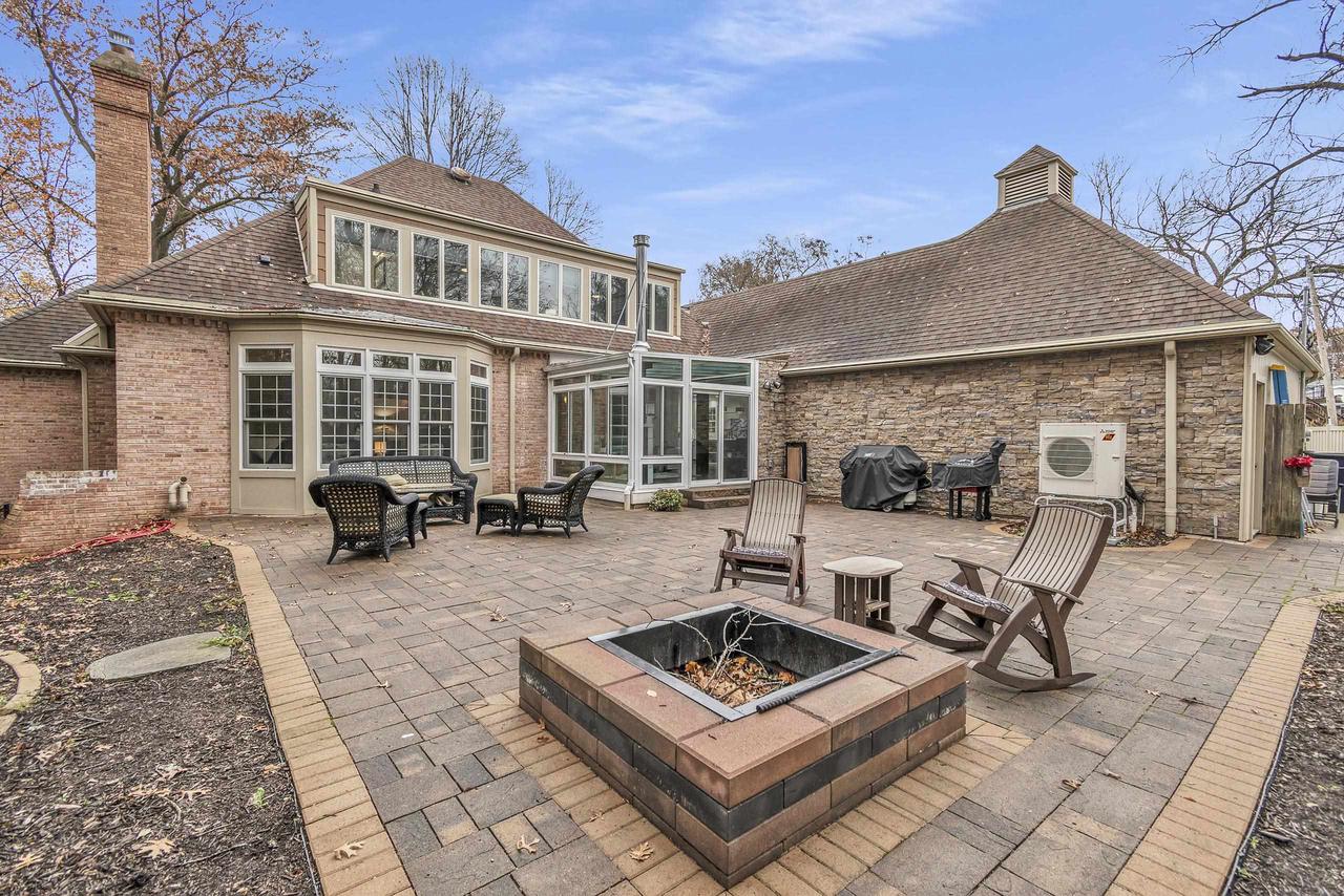 1428 Carrington Street