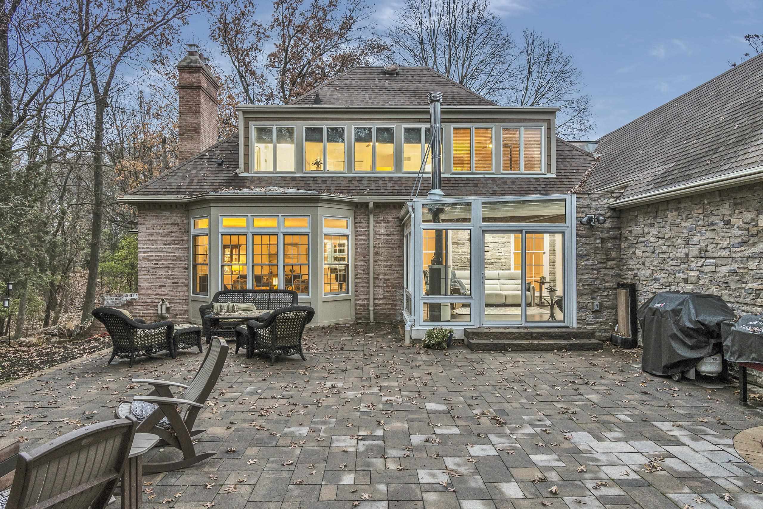 1428 Carrington Street